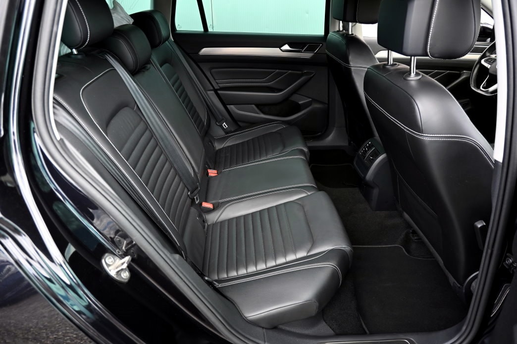 VW Passat 2.0 TDI BMT Elegance DSG-image-7