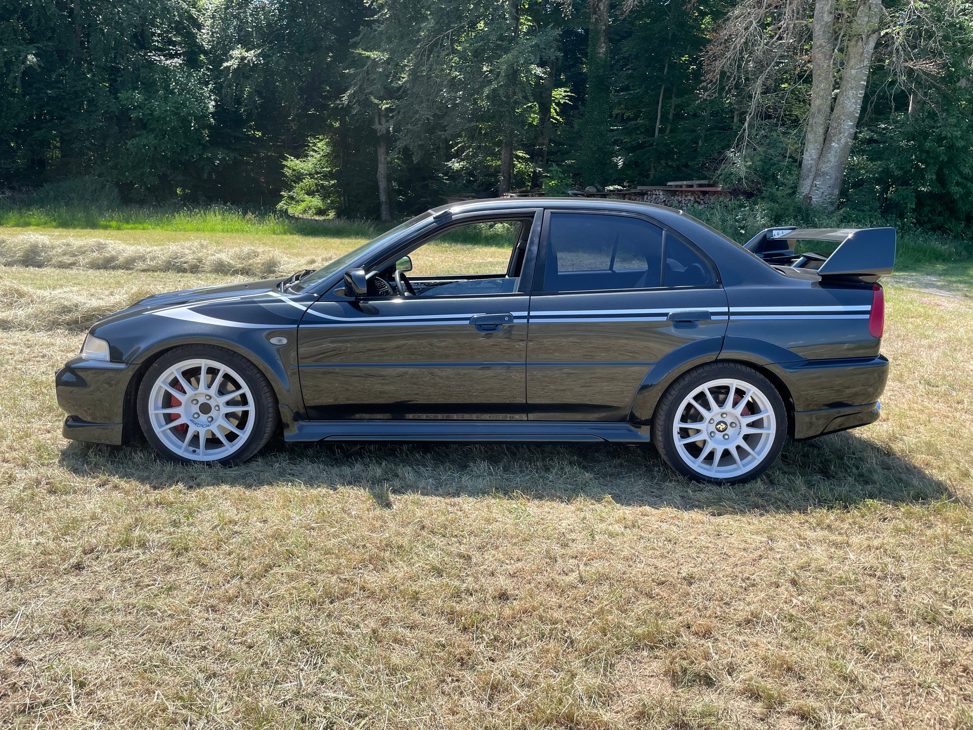 MITSUBISHI Evo VII RS-2-image-2