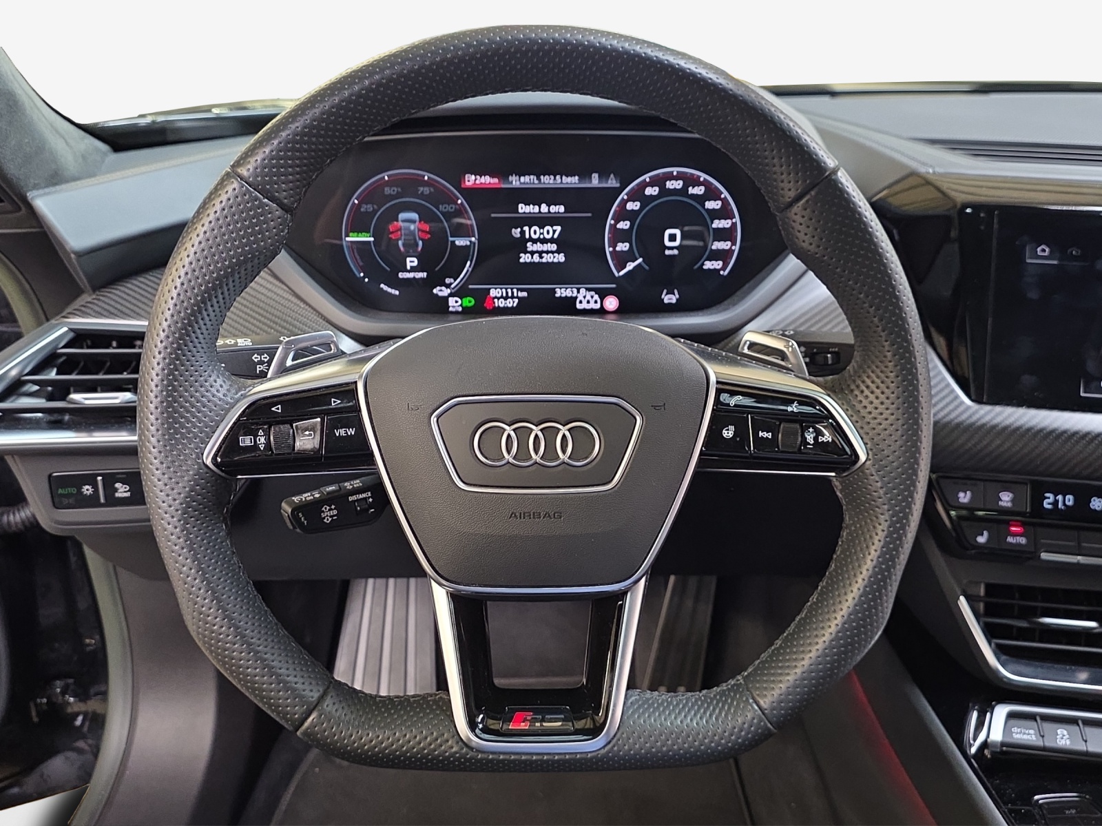 AUDI RS e-tron GT quattro-image-10