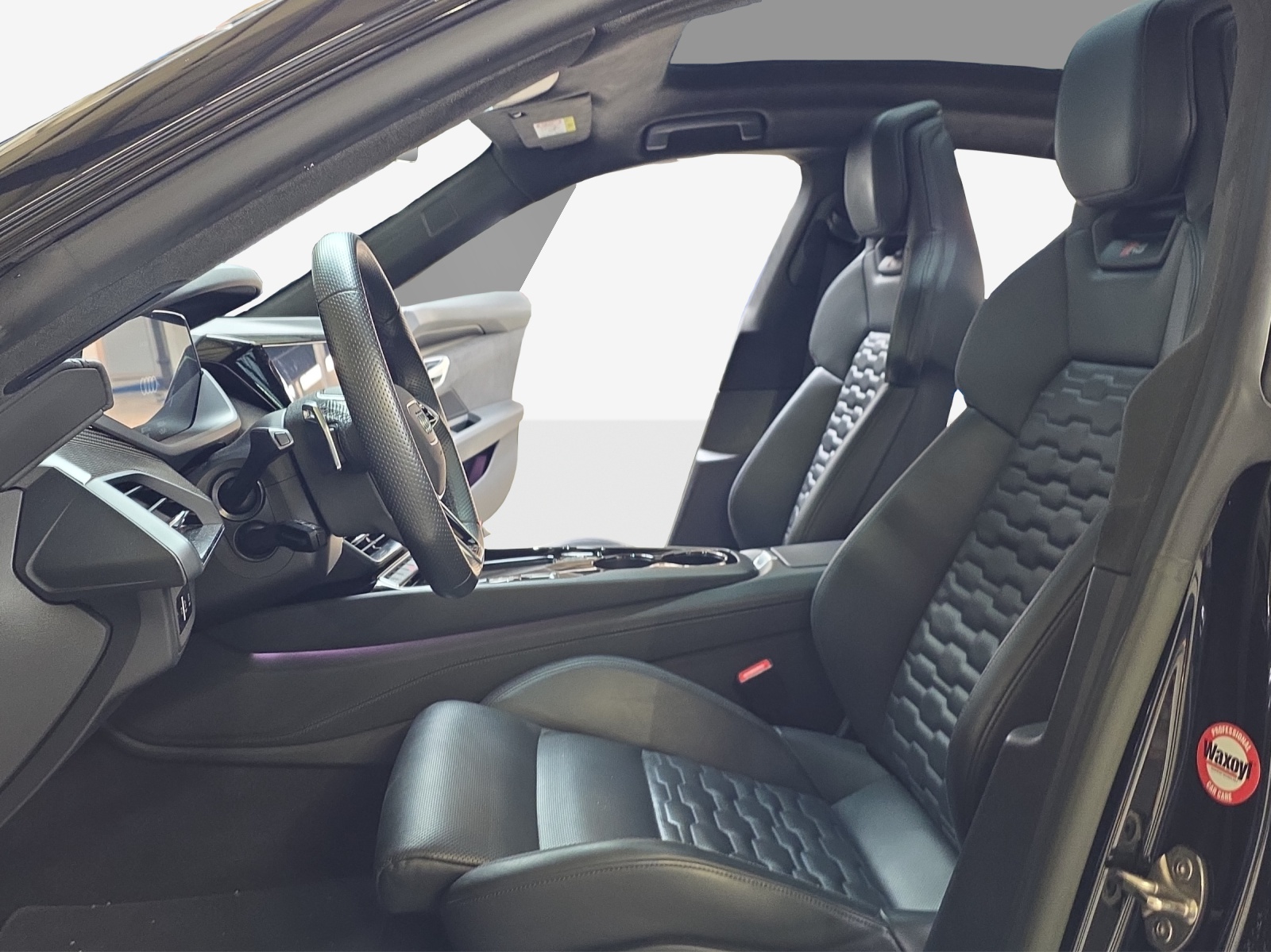 AUDI RS e-tron GT quattro-image-8