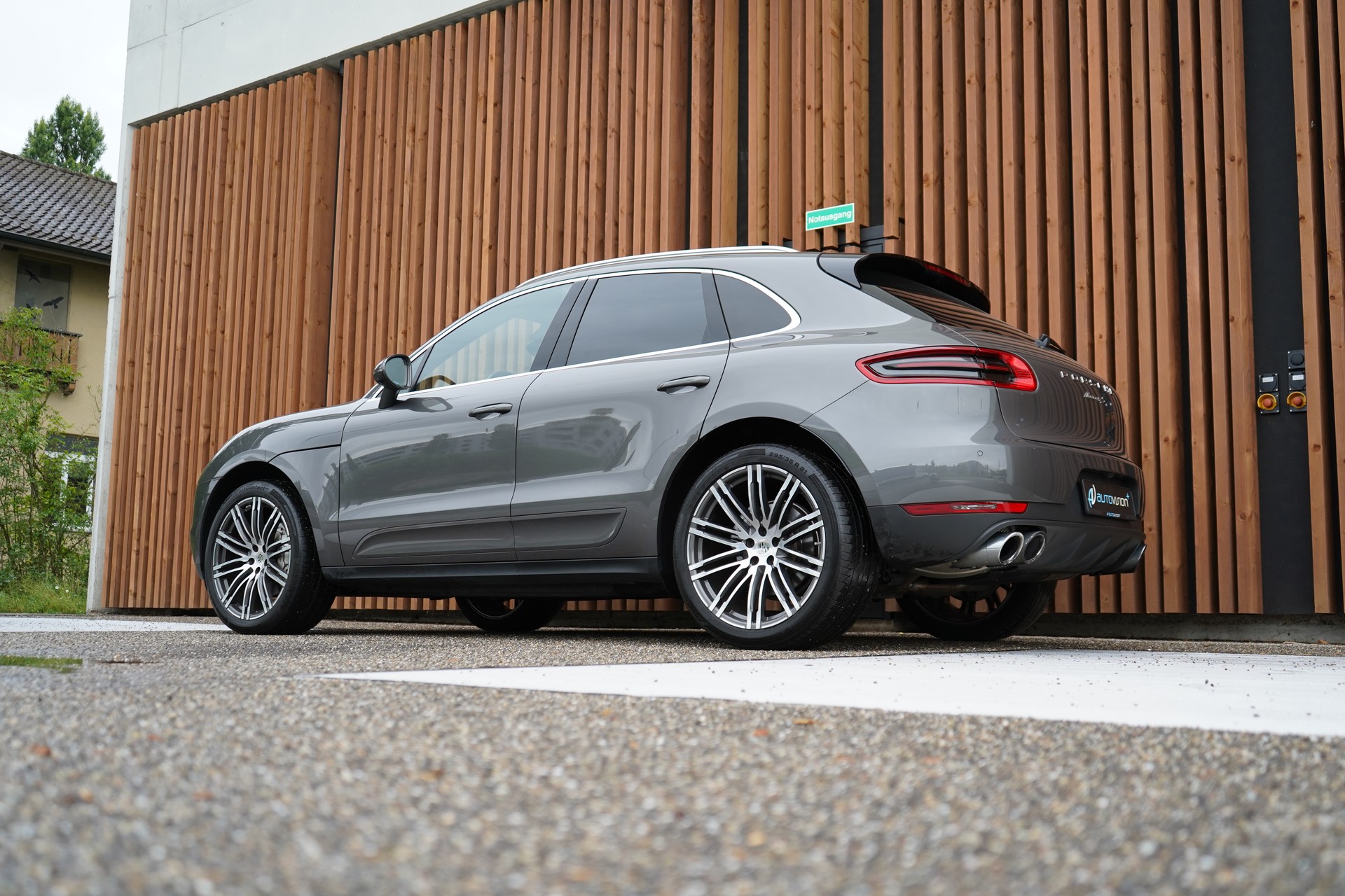 PORSCHE MACAN S PDK l 340 PS-image-10