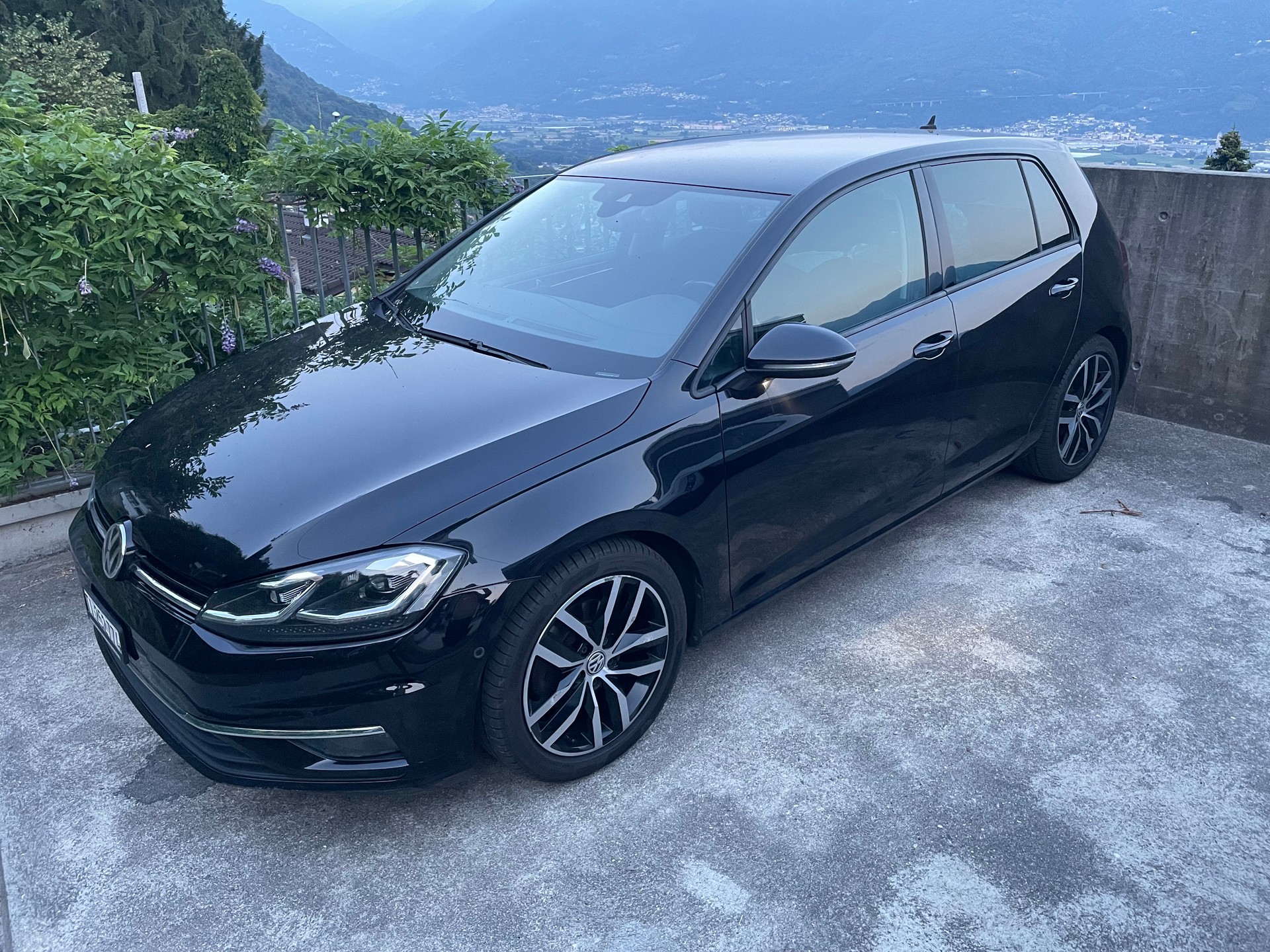 VW 2.0 TDI Highline DSG 4motion-image-1