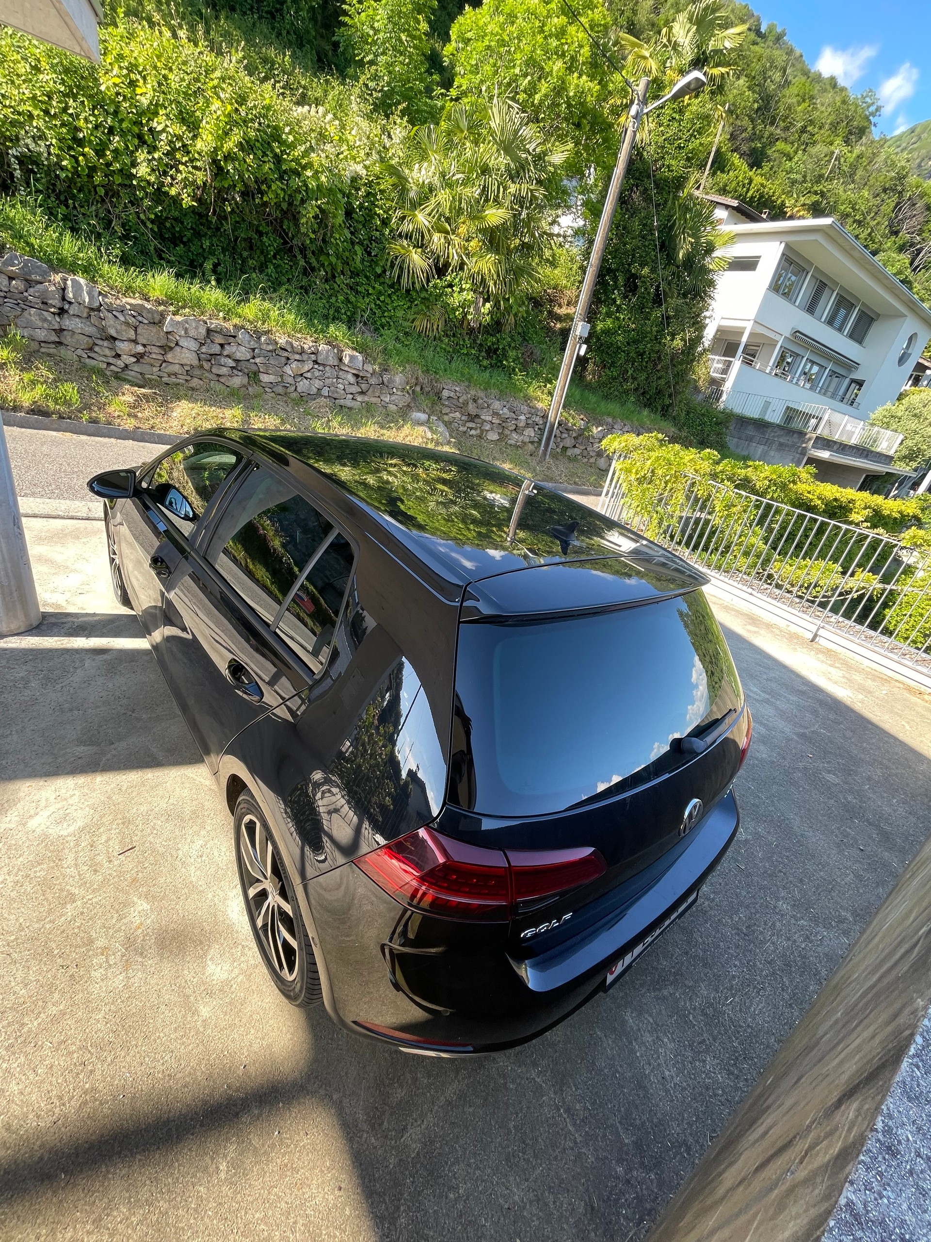 VW 2.0 TDI Highline DSG 4motion-image-2