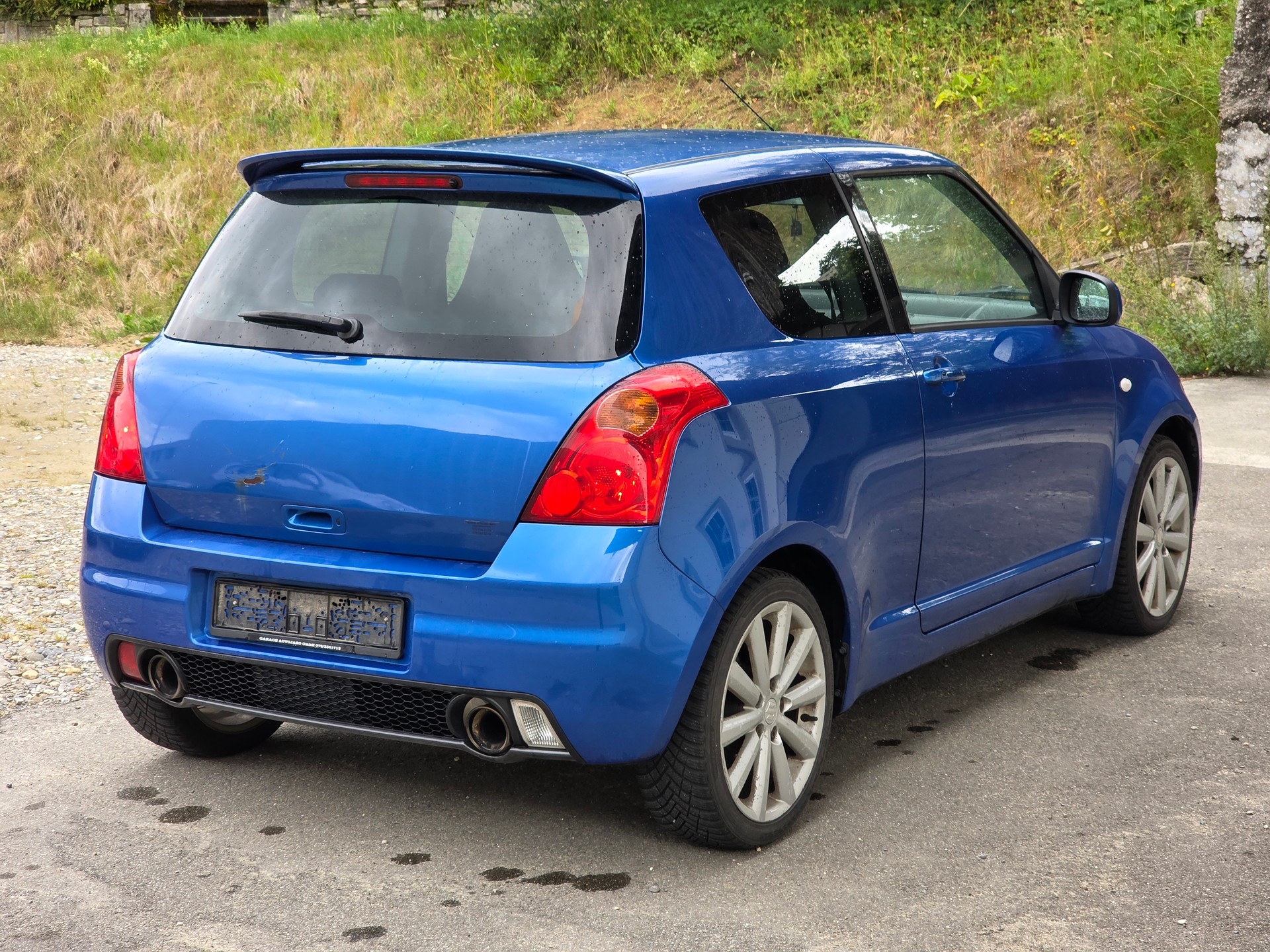 SUZUKI Swift 1.6i 16V Sport-image-2