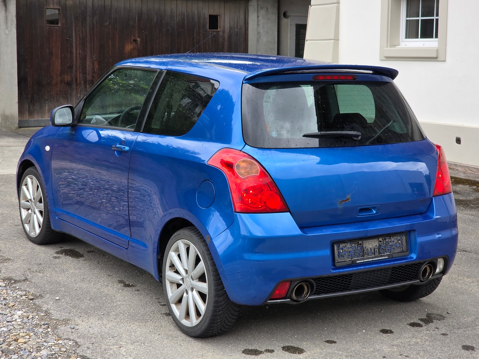 SUZUKI Swift 1.6i 16V Sport-image-3
