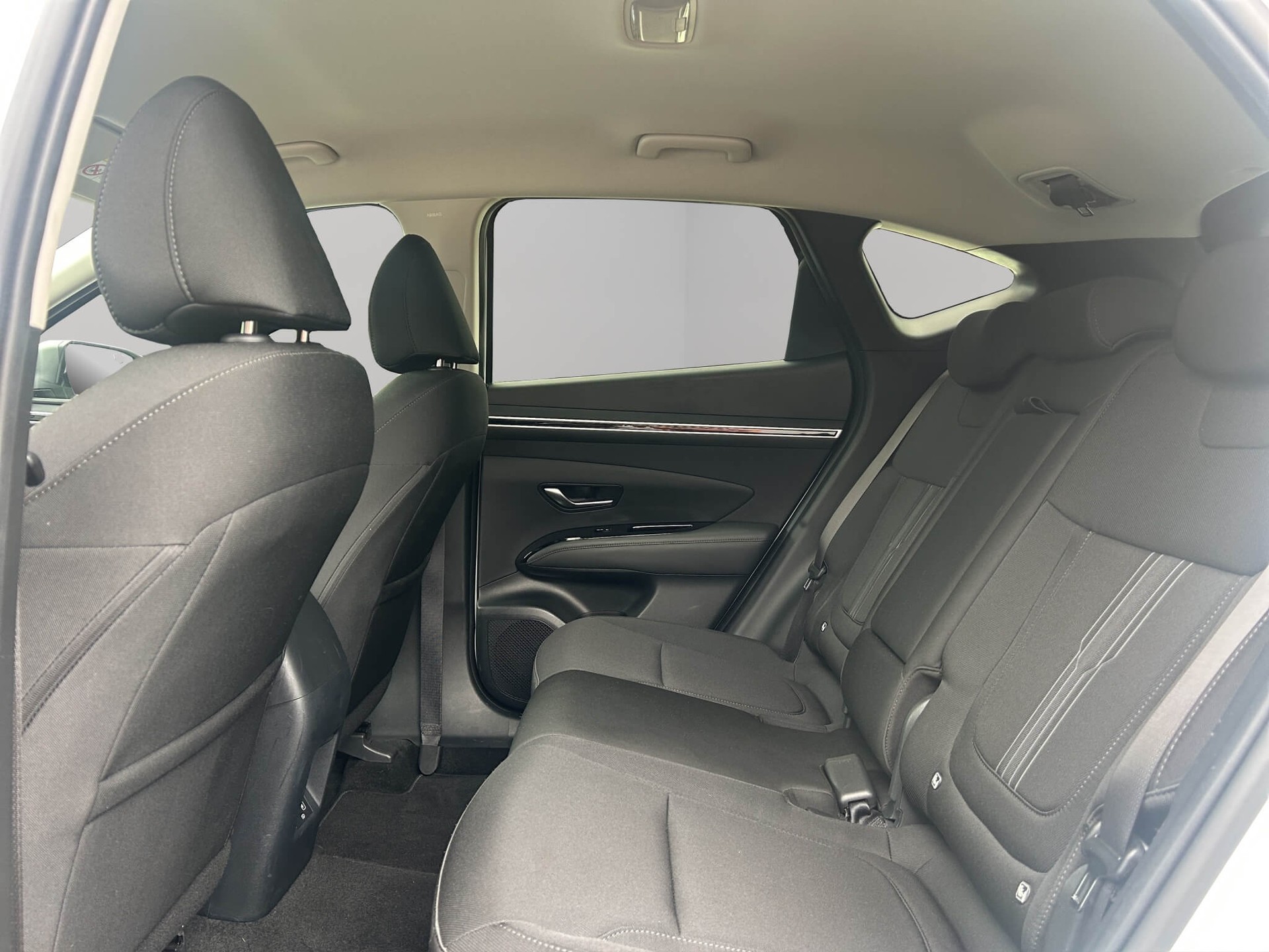 HYUNDAI Tucson 1.6 T-GDi Amplia 4WD-image-7