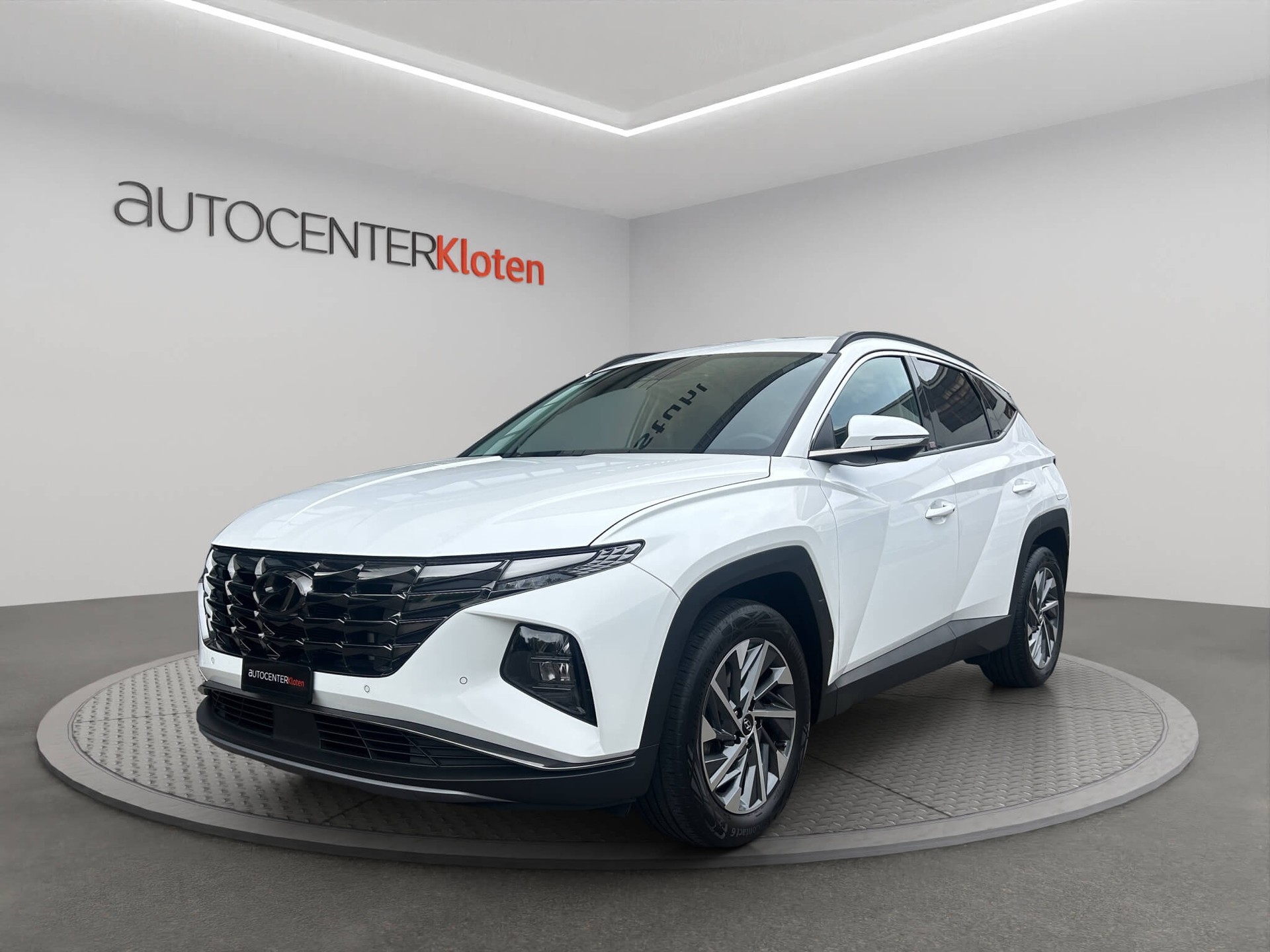 HYUNDAI Tucson 1.6 T-GDi Amplia 4WD-image-0