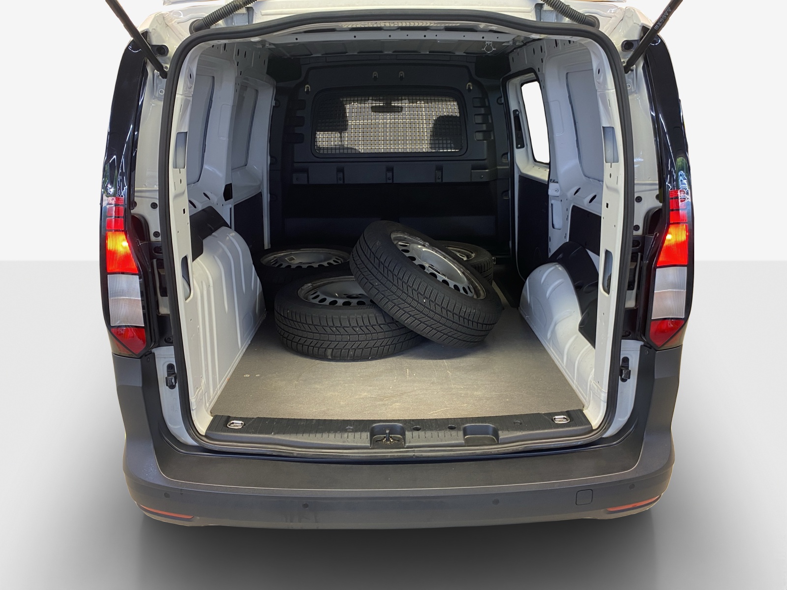 VW Caddy Cargo 2.0TDI Maxi 4Motion-image-12