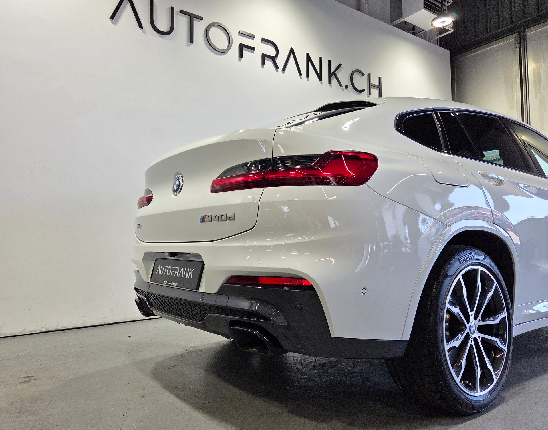 BMW X4 M40d-image-10