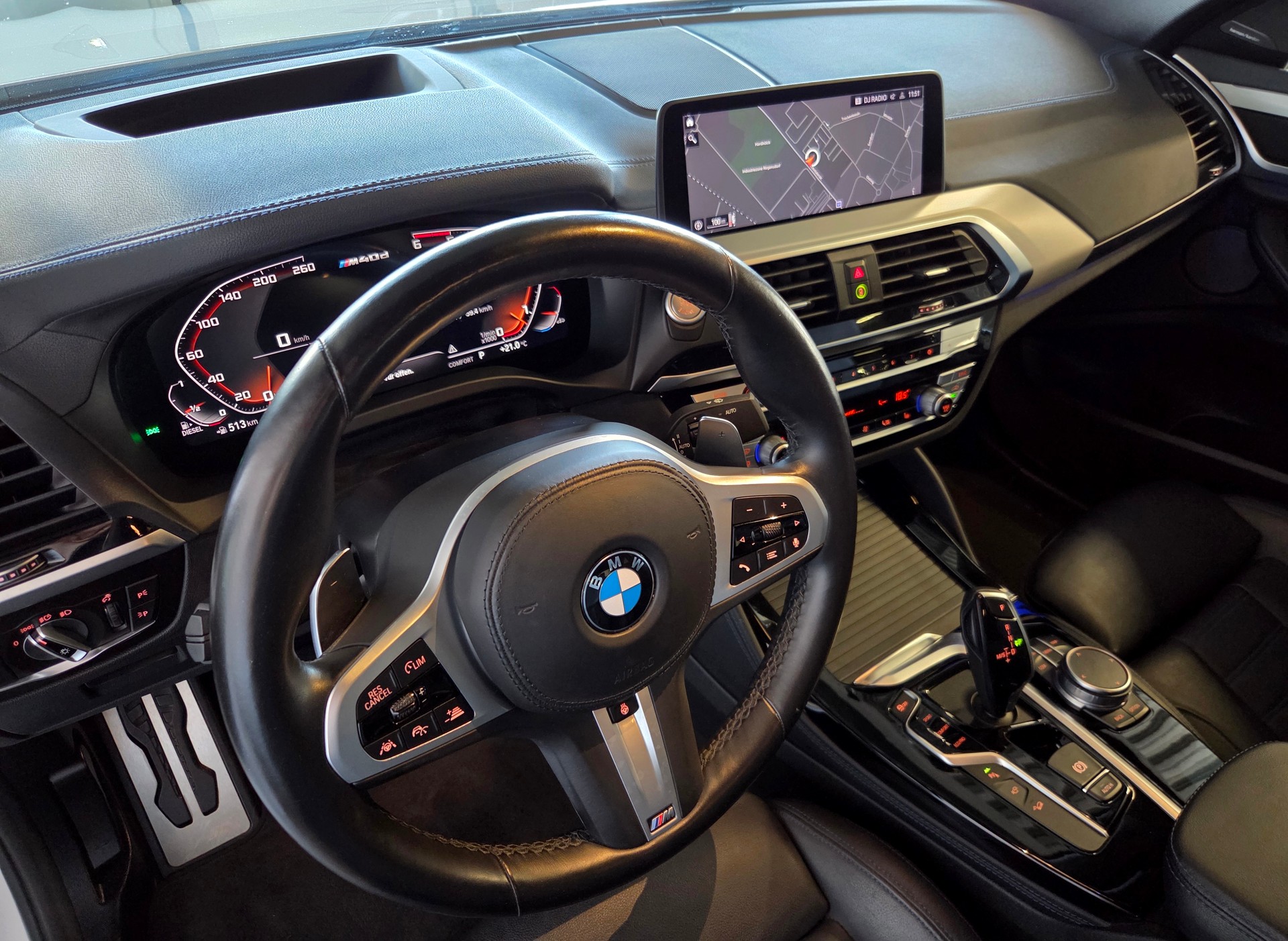 BMW X4 M40d-image-11