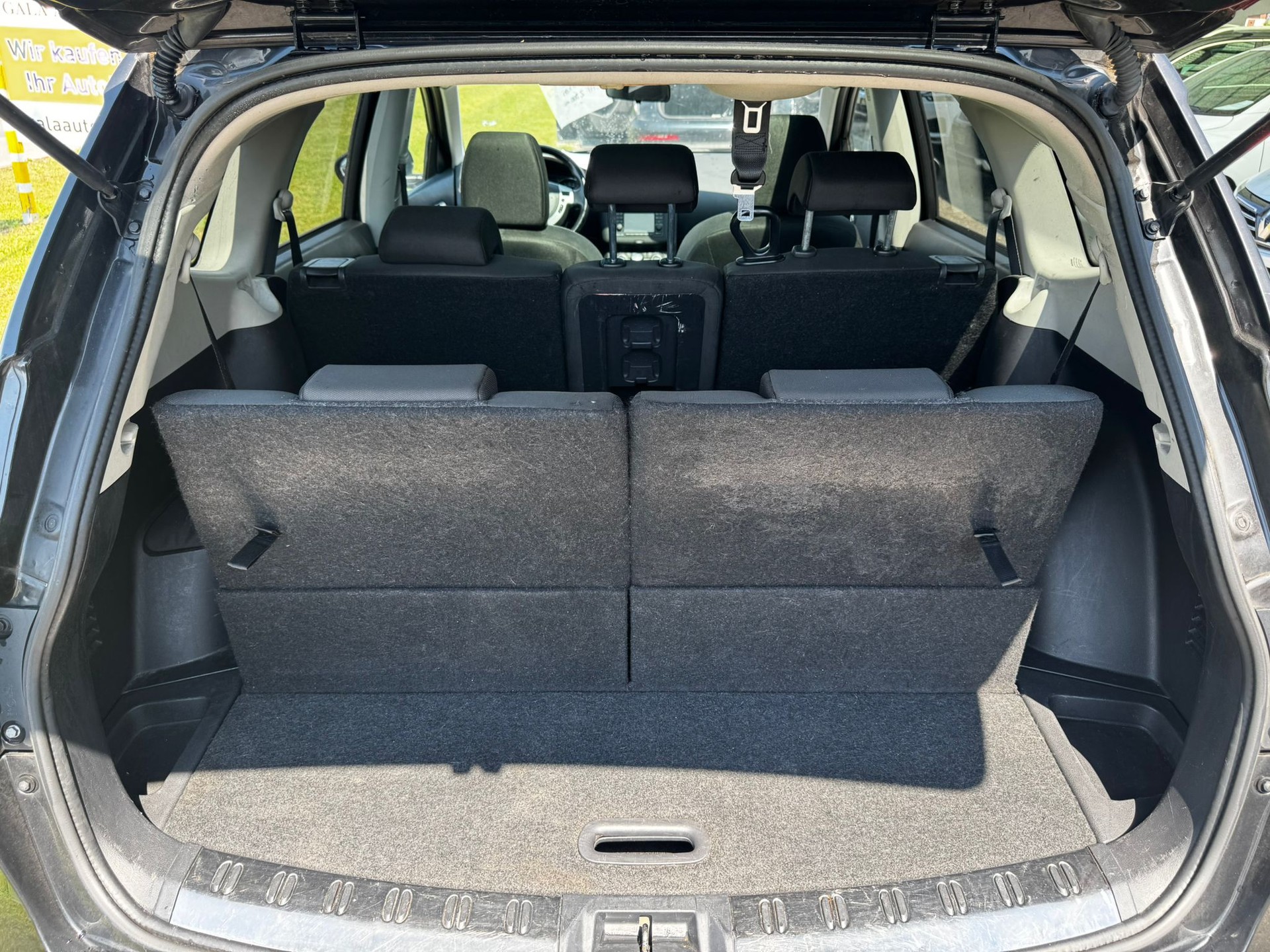 NISSAN +2-image-11