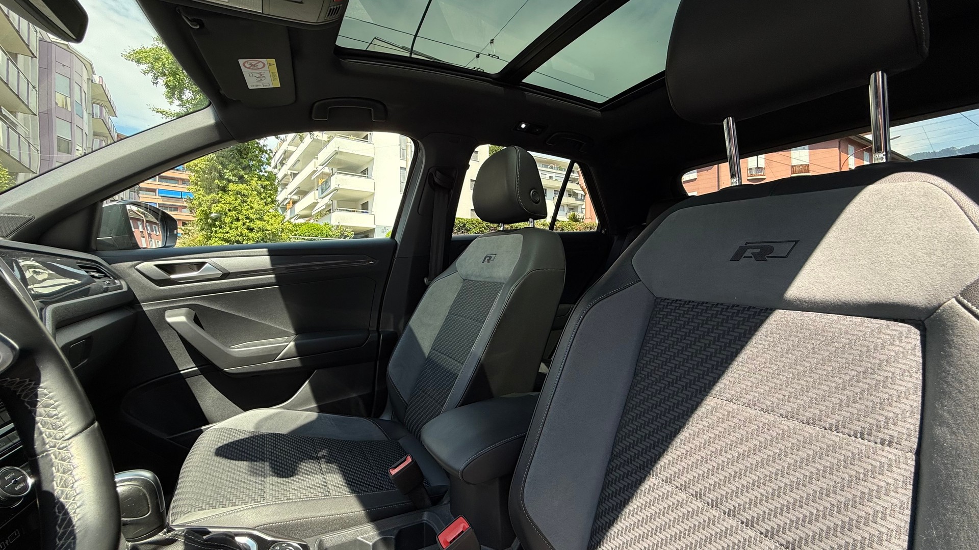 VW T-Roc 2.0 TSI Sport DSG 4Motion-image-7