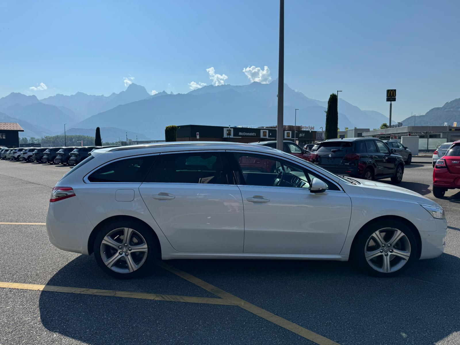PEUGEOT 508 SW 2.2 HDI GT Automatic-image-5