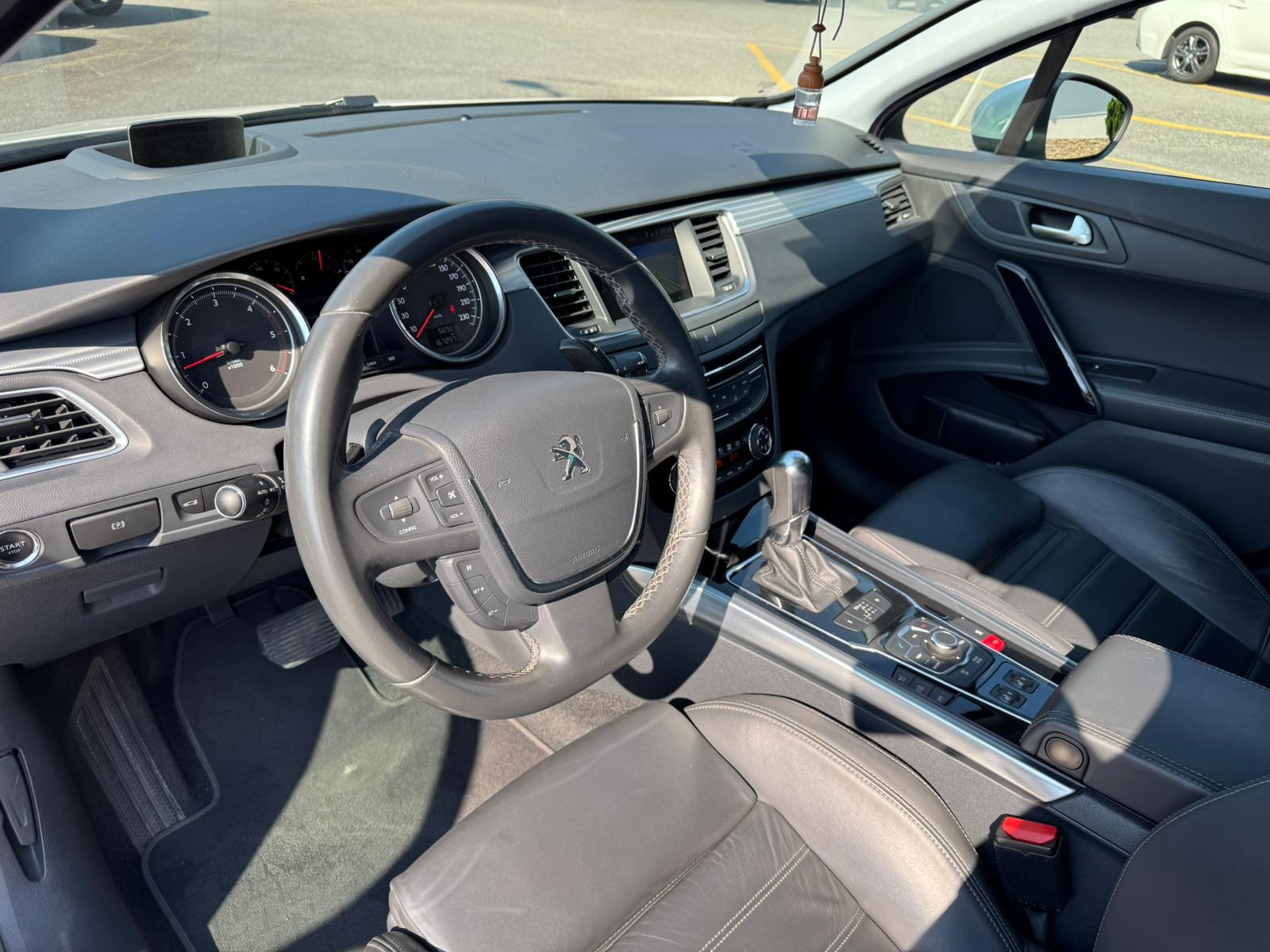 PEUGEOT 508 SW 2.2 HDI GT Automatic-image-8