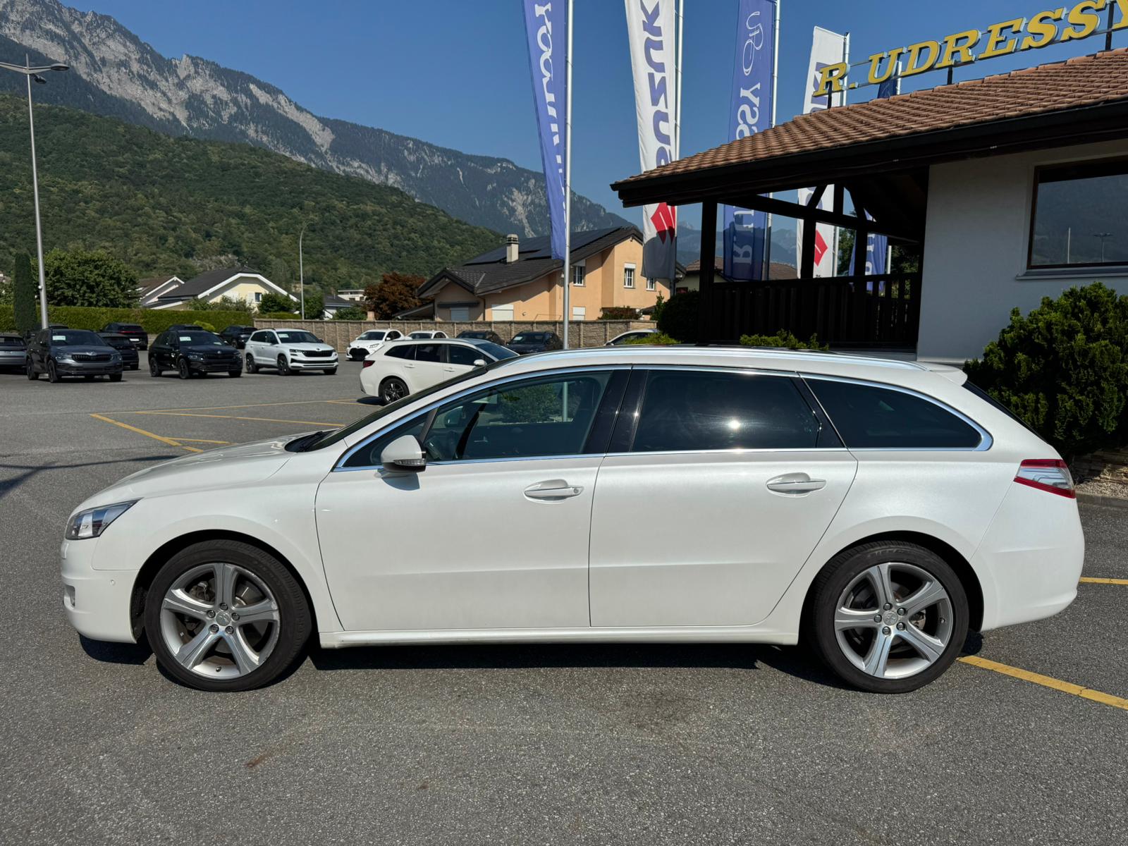 PEUGEOT 508 SW 2.2 HDI GT Automatic-image-1