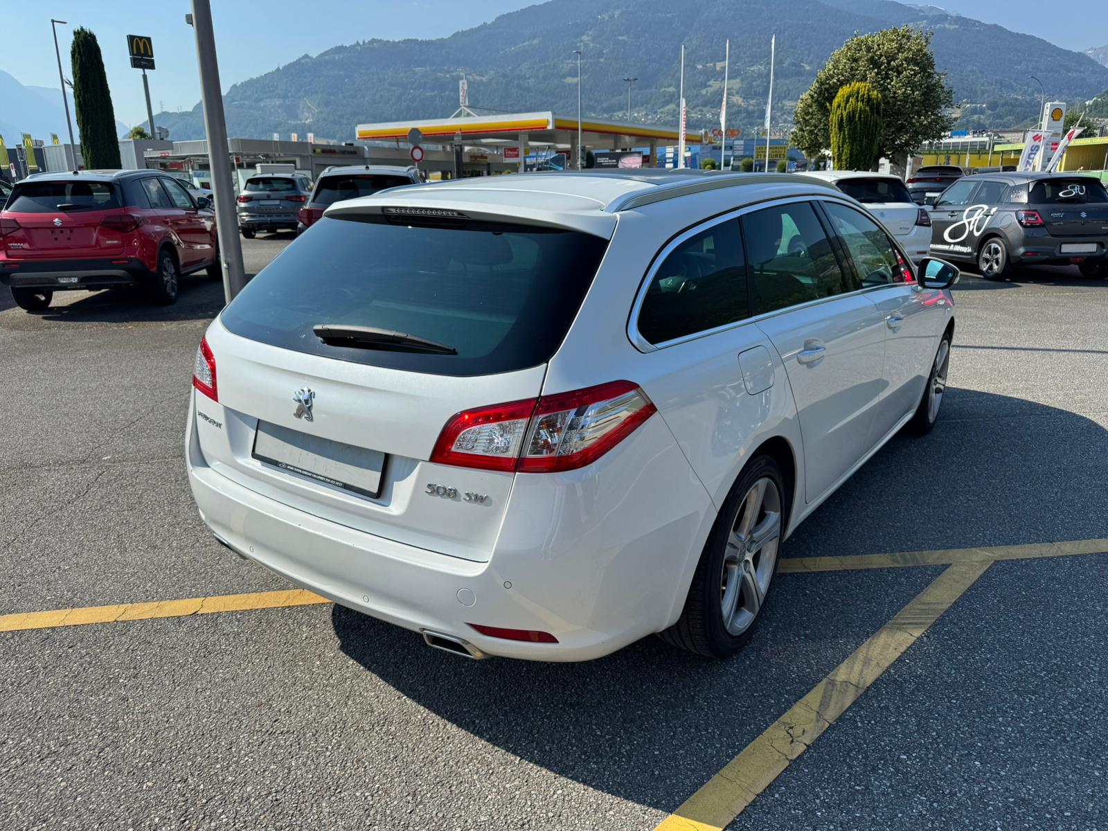 PEUGEOT 508 SW 2.2 HDI GT Automatic-image-4