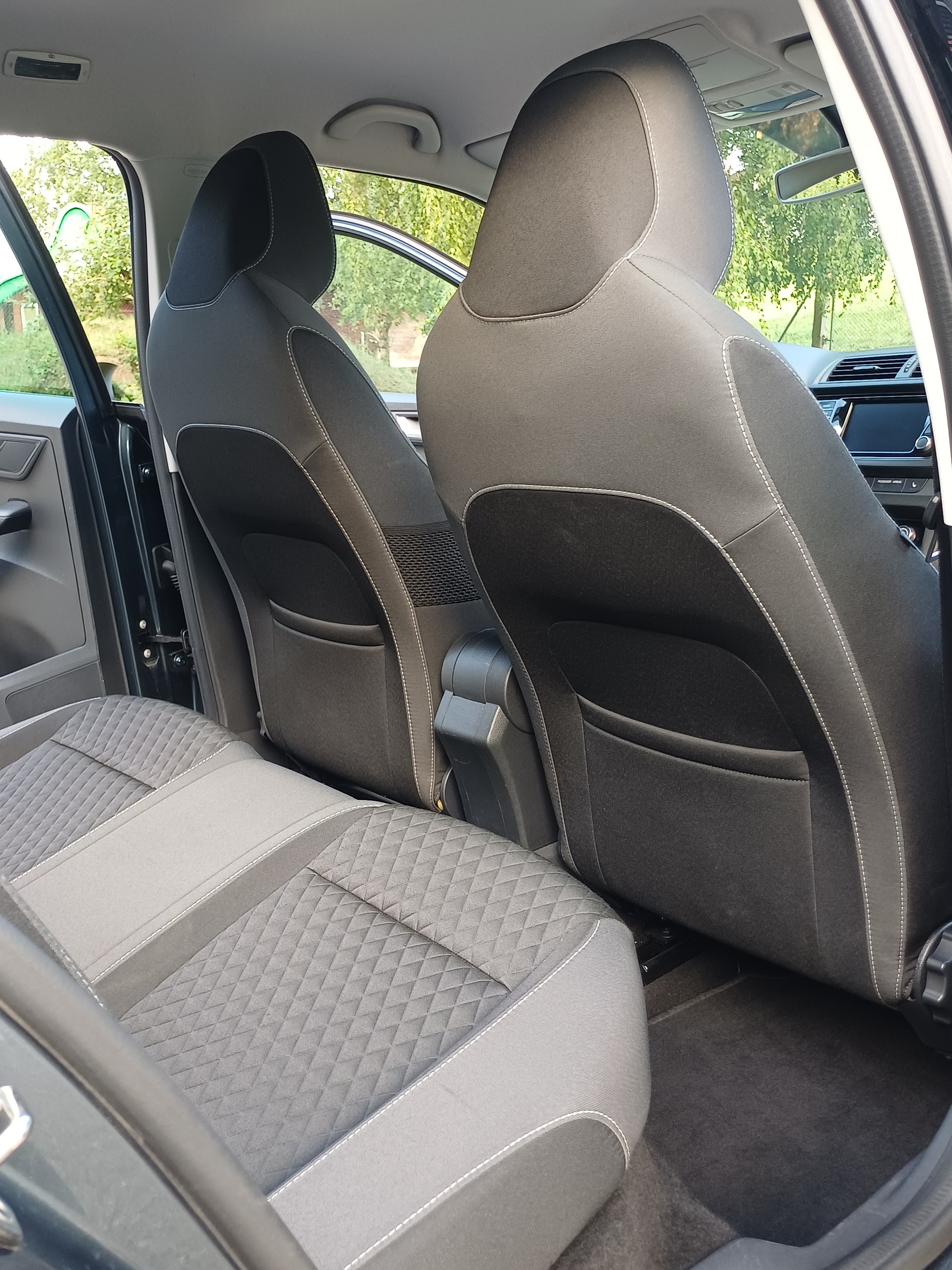 SKODA 1.0 TSI Monte Carlo DSG-image-4