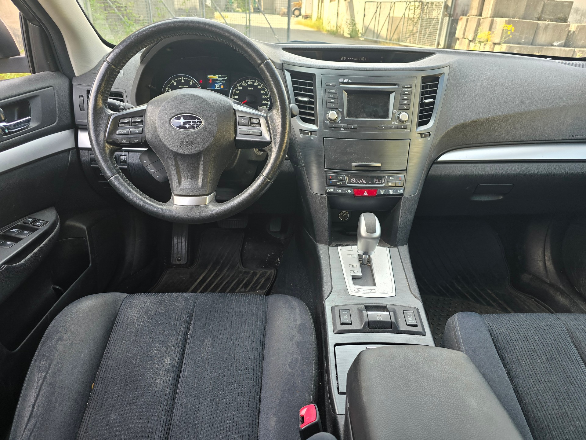 SUBARU Outback 2.5i Swiss Classic AWD Lineartronic-image-8