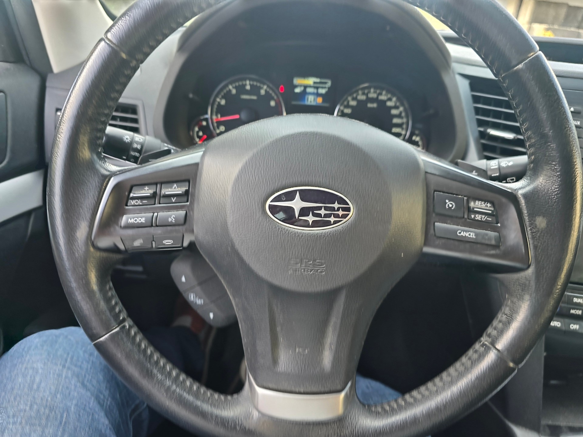 SUBARU Outback 2.5i Swiss Classic AWD Lineartronic-image-12