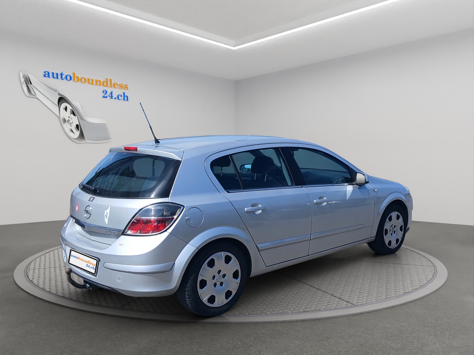 OPEL Astra 1.6i 16V Turbo Cosmo-image-3