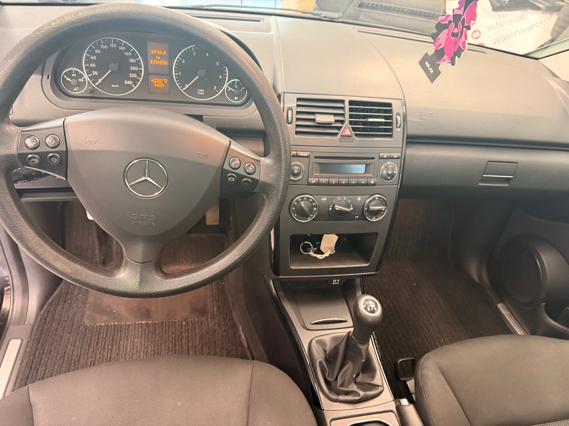 MERCEDES-BENZ A 150 Classic Edition-image-4