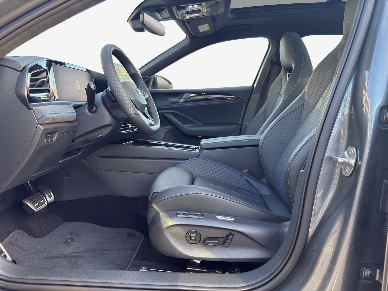 VW Passat Variant 2.0 TDI evo R-Line 4 Motion DSG-image-7