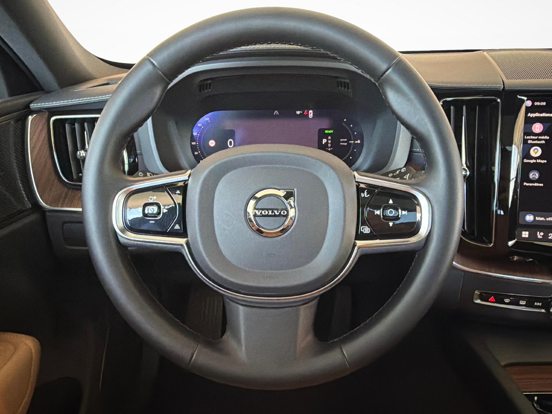VOLVO XC60 2.0 T8 TE Ultimate Dark eAWD-image-12