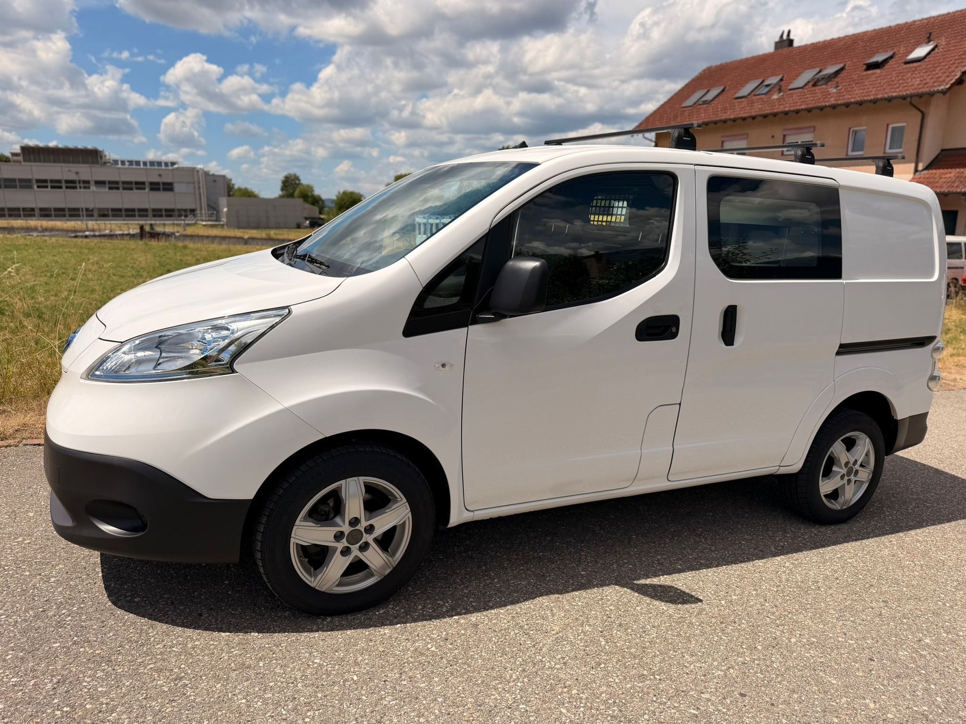 NISSAN e-NV200 Premium (inklusive. battery)-image-2