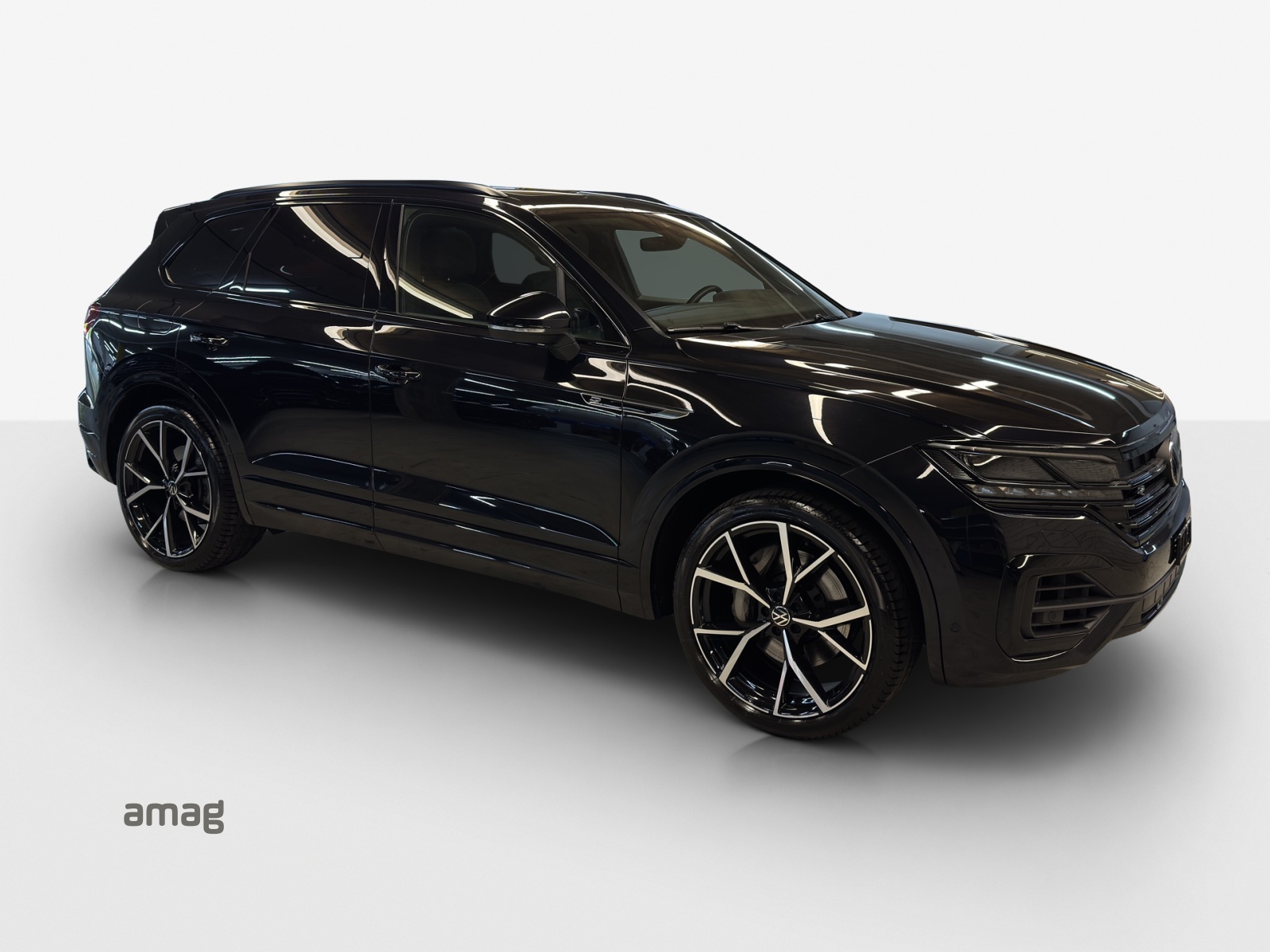 VW Touareg 3.0 TSI R-Line Tiptronic-image-5