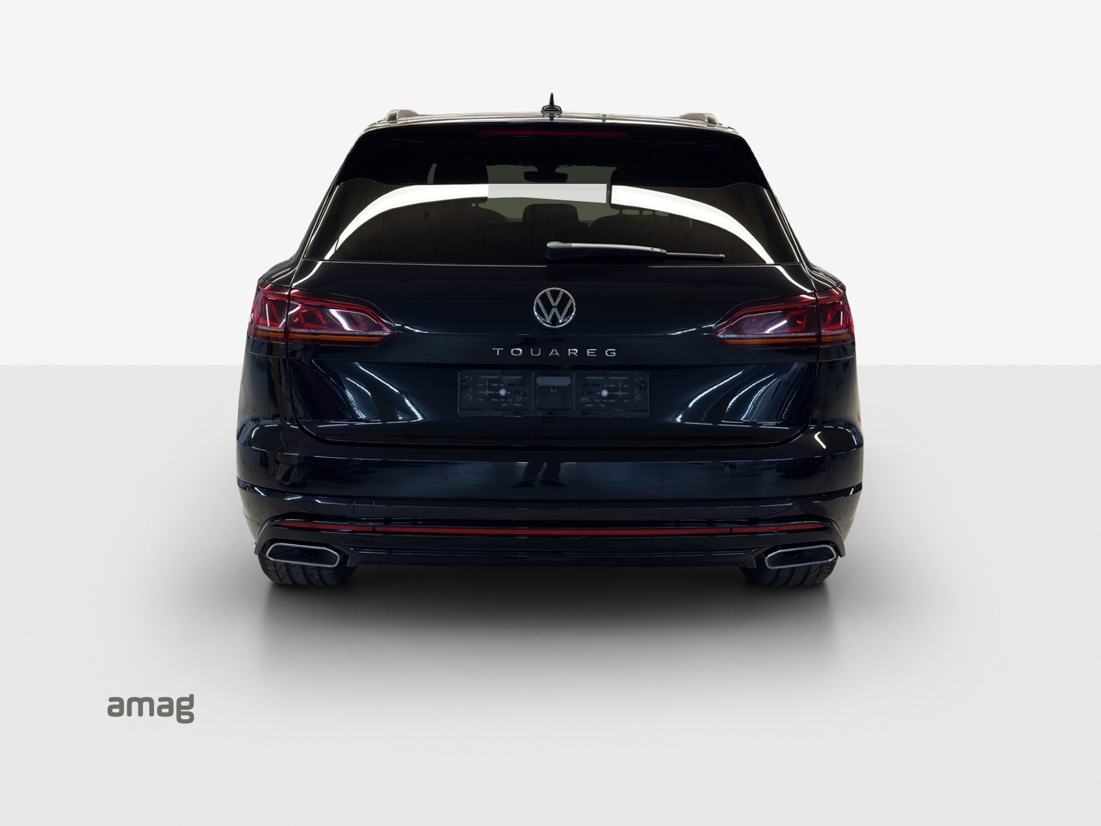 VW Touareg 3.0 TSI R-Line Tiptronic-image-3