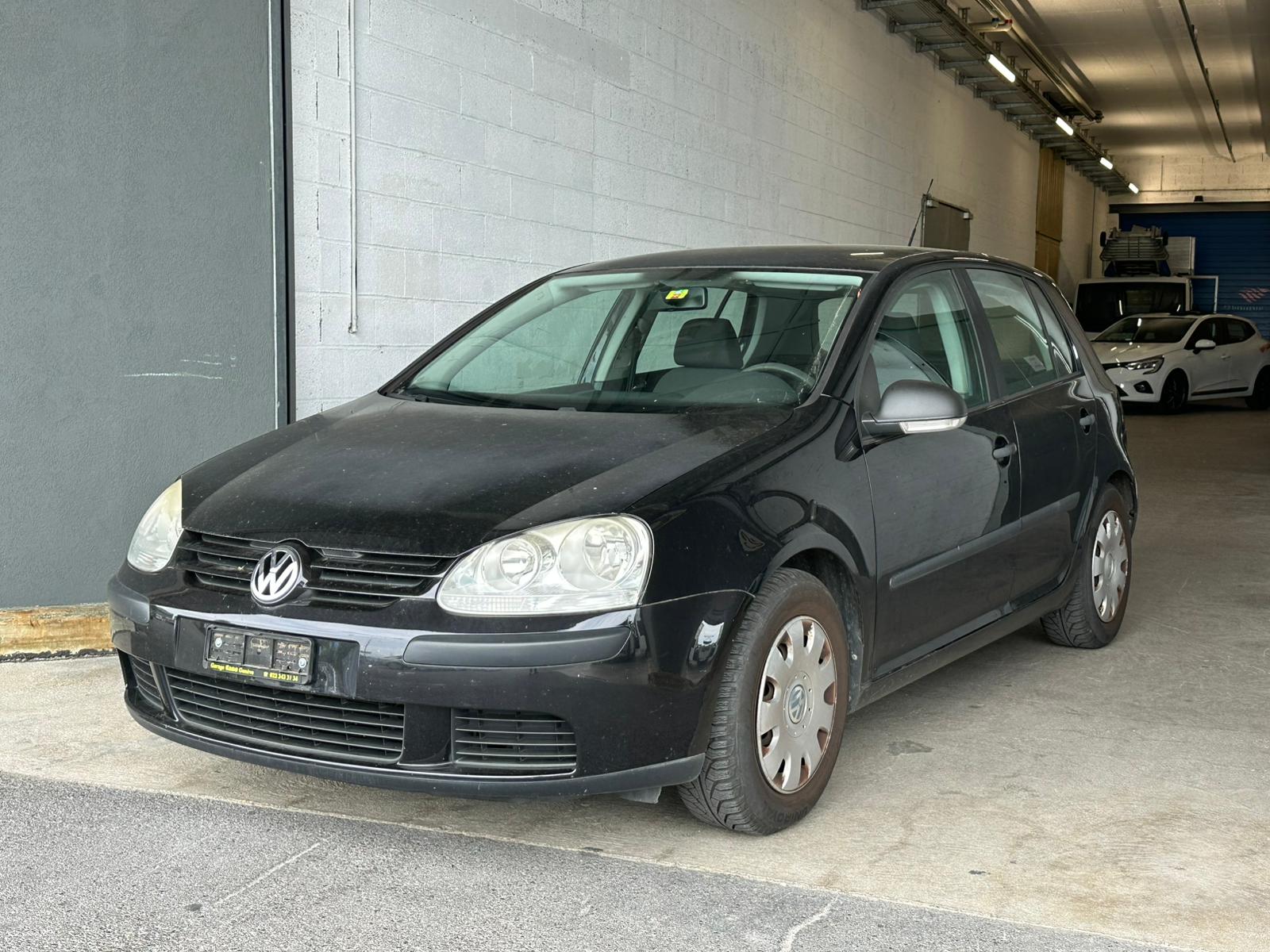 VW Golf 1.6 FSI Sportline-image-0