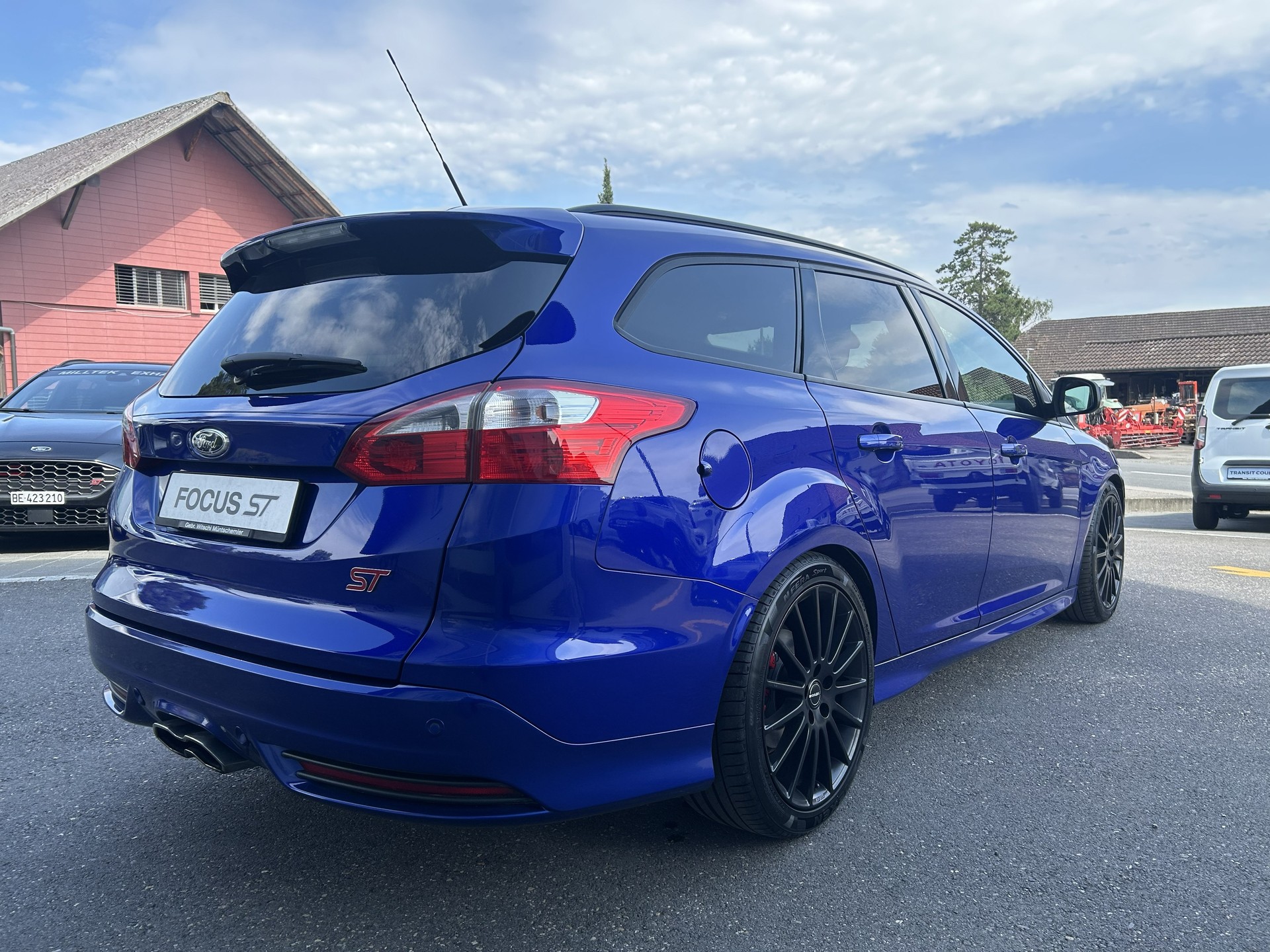 FORD Focus 2.0 SCTi ST-3-image-3
