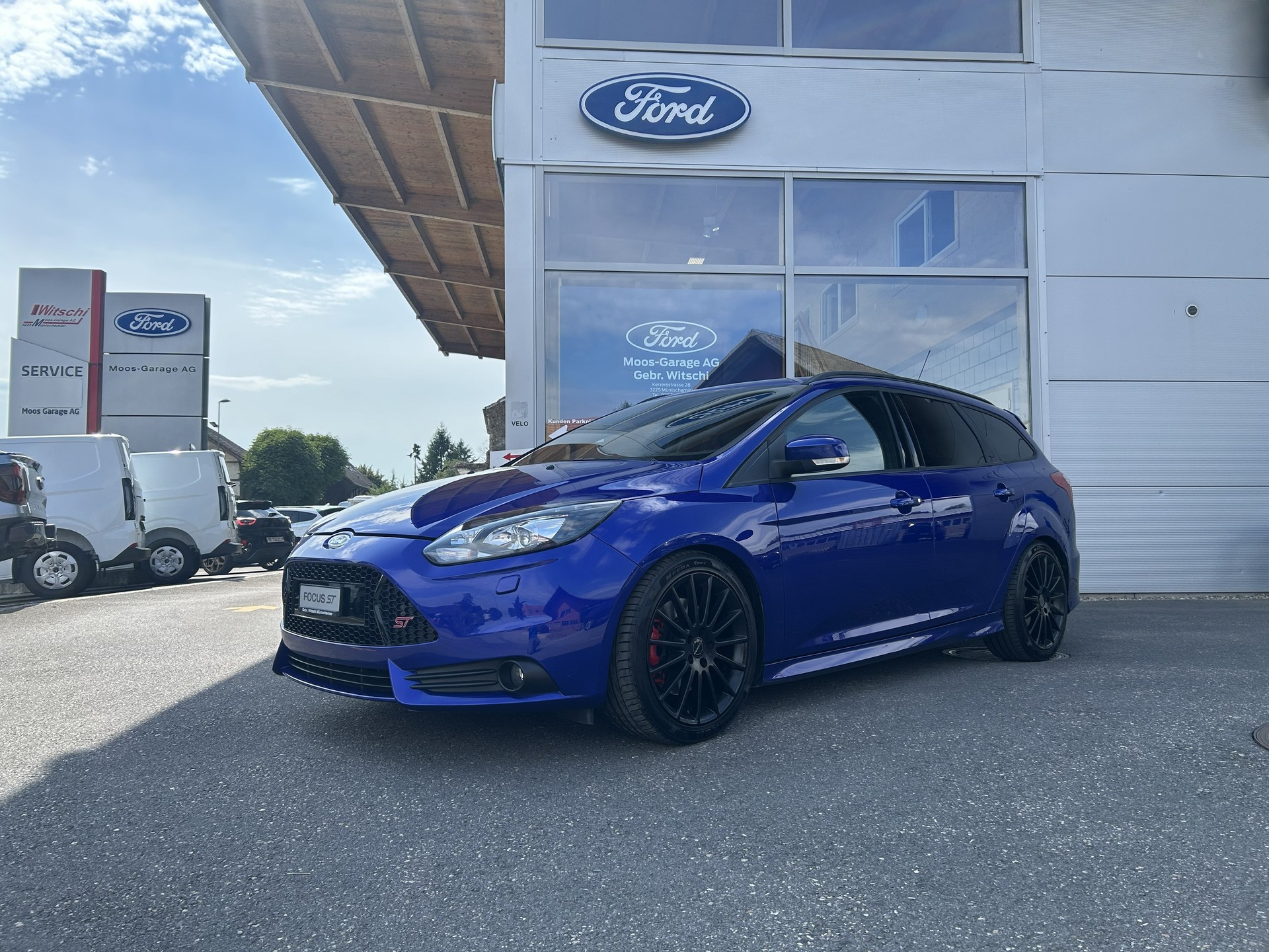 FORD Focus 2.0 SCTi ST-3-image-0