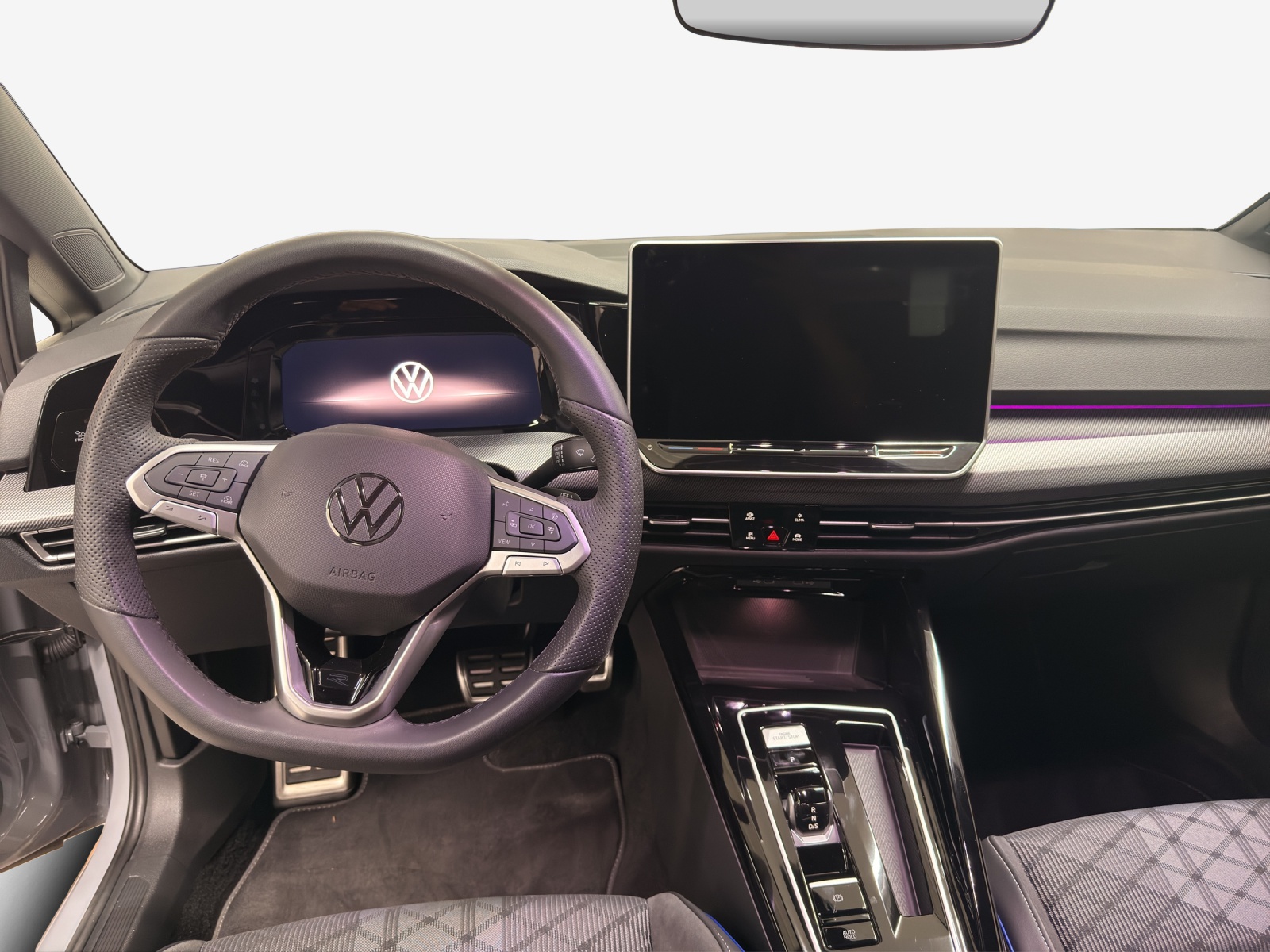 VW Golf 1.5 e TSI mHEV R-Line DSG-image-8