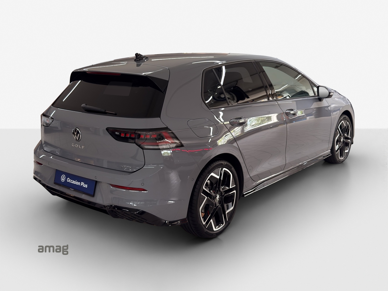 VW Golf 1.5 e TSI mHEV R-Line DSG-image-4