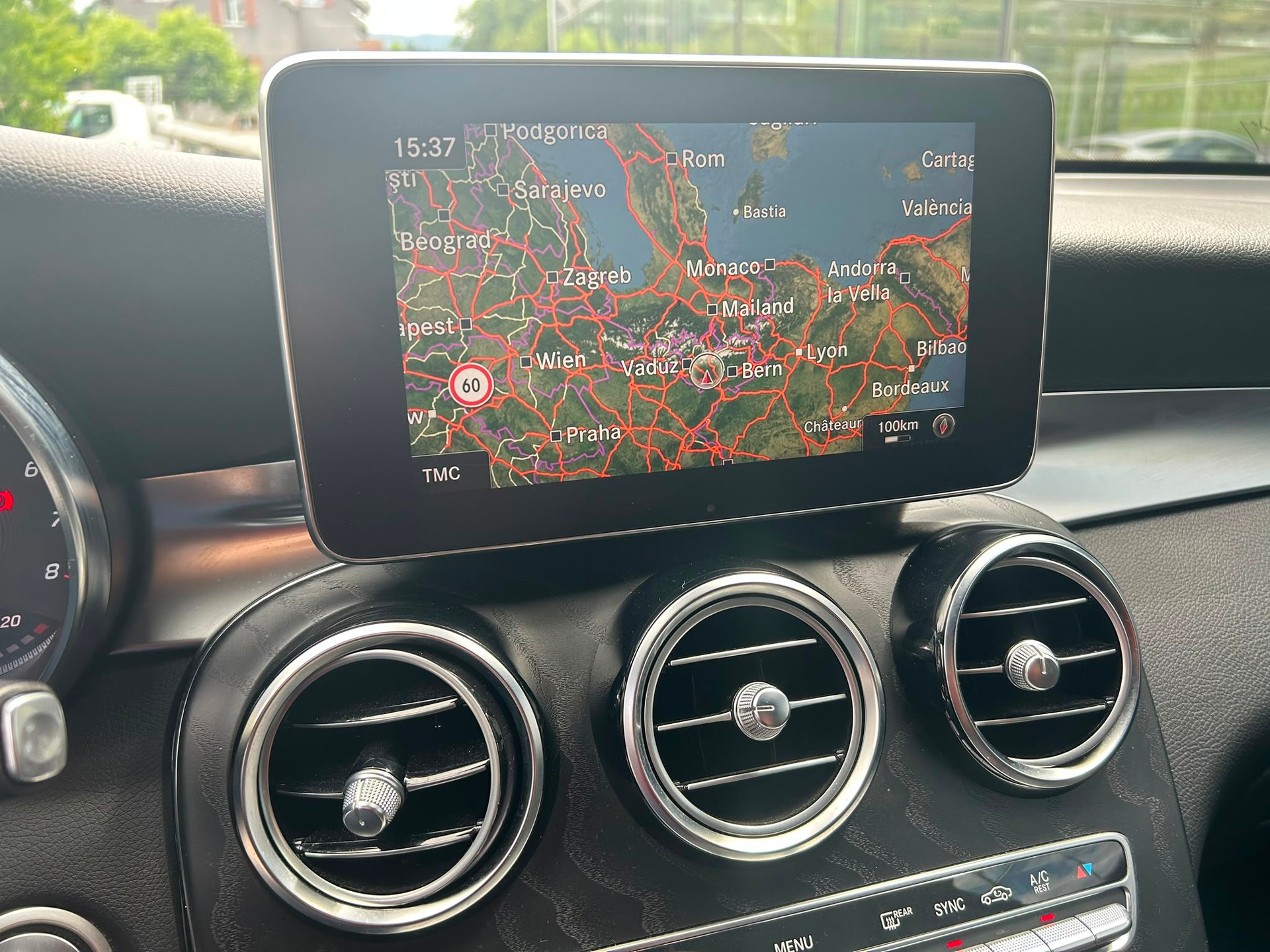 MERCEDES-BENZ GLC Coupé 250 AMG Line 4Matic 9G-Tronic-image-12