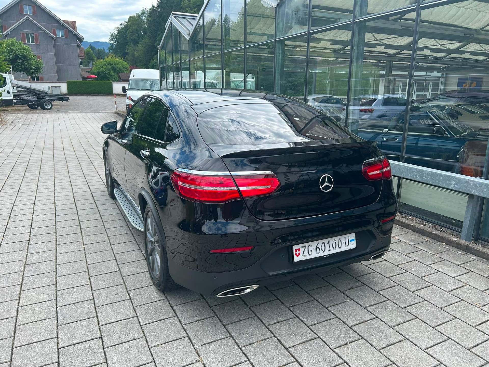 MERCEDES-BENZ GLC Coupé 250 AMG Line 4Matic 9G-Tronic-image-5