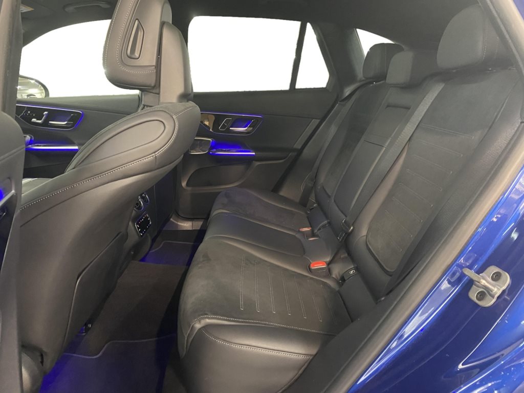MERCEDES-BENZ GLC 300 e AMG Line 4MATIC-image-7