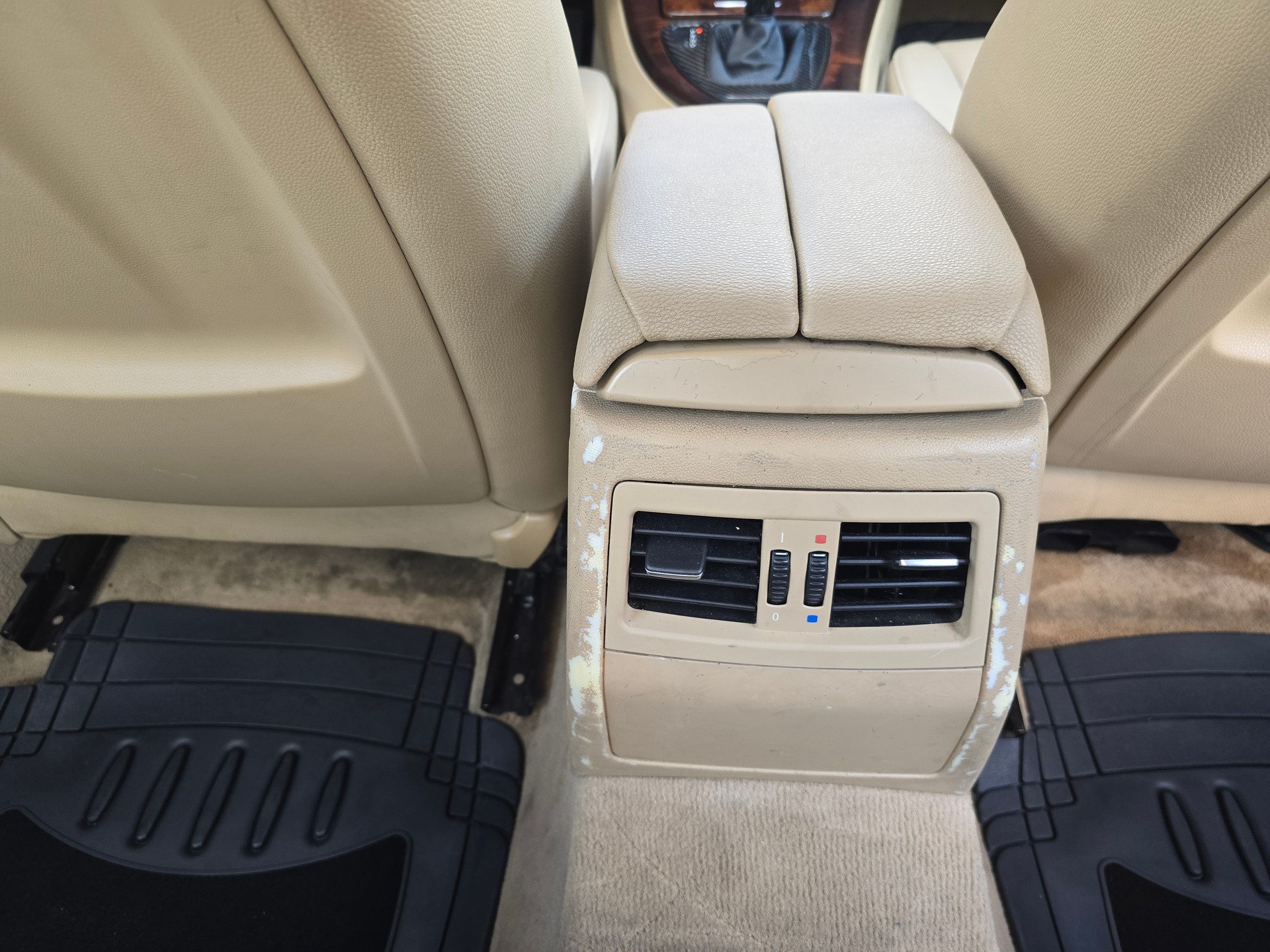 BMW 320i Access Steptronic-image-14