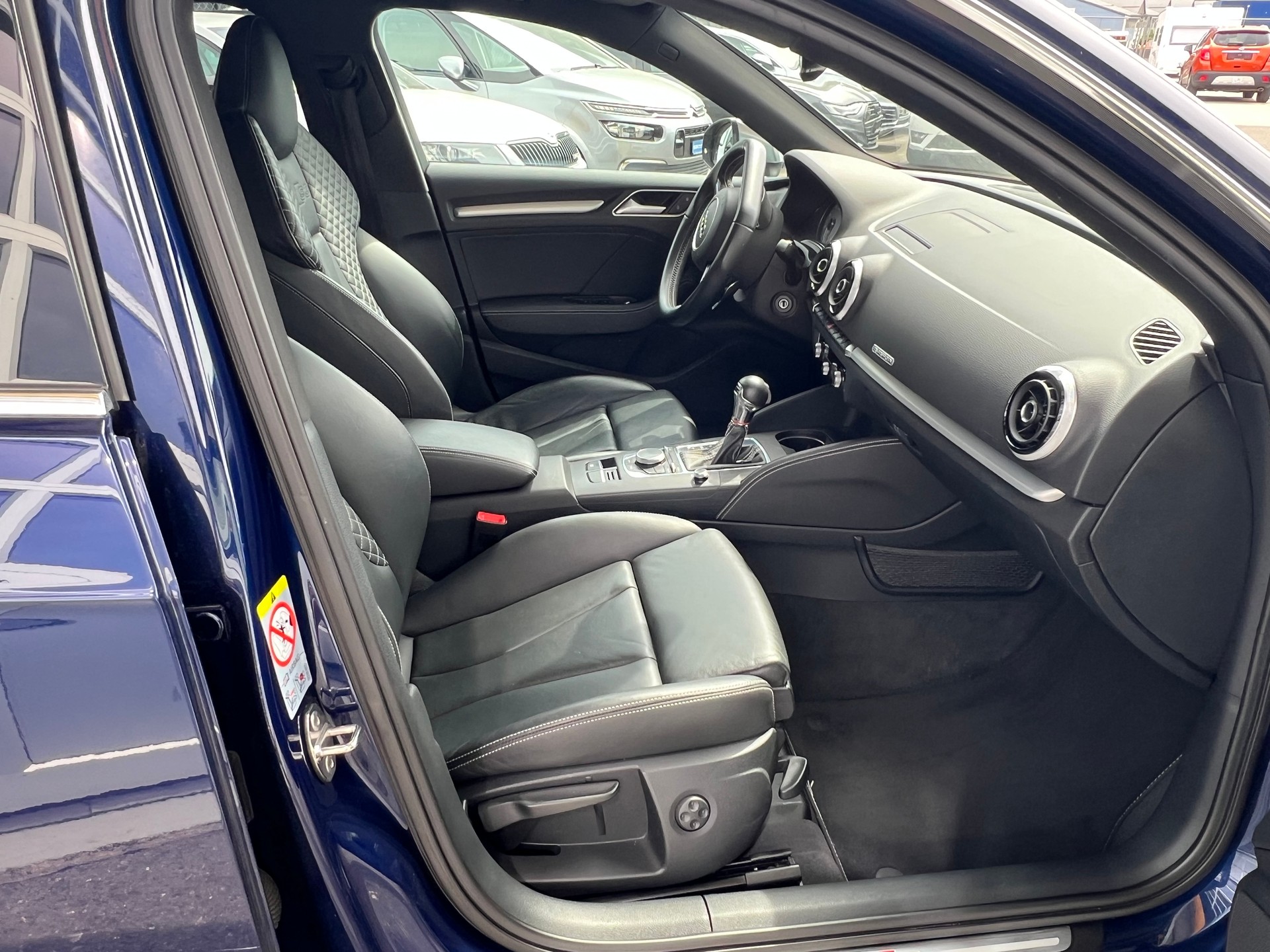 AUDI S3 Sportback 2.0 TFSI 4x4 S-tronic ABT 360 PS ** Leder * Navigation * frisch ab MFK* 1 Jahr Garantie möglich **-image-13