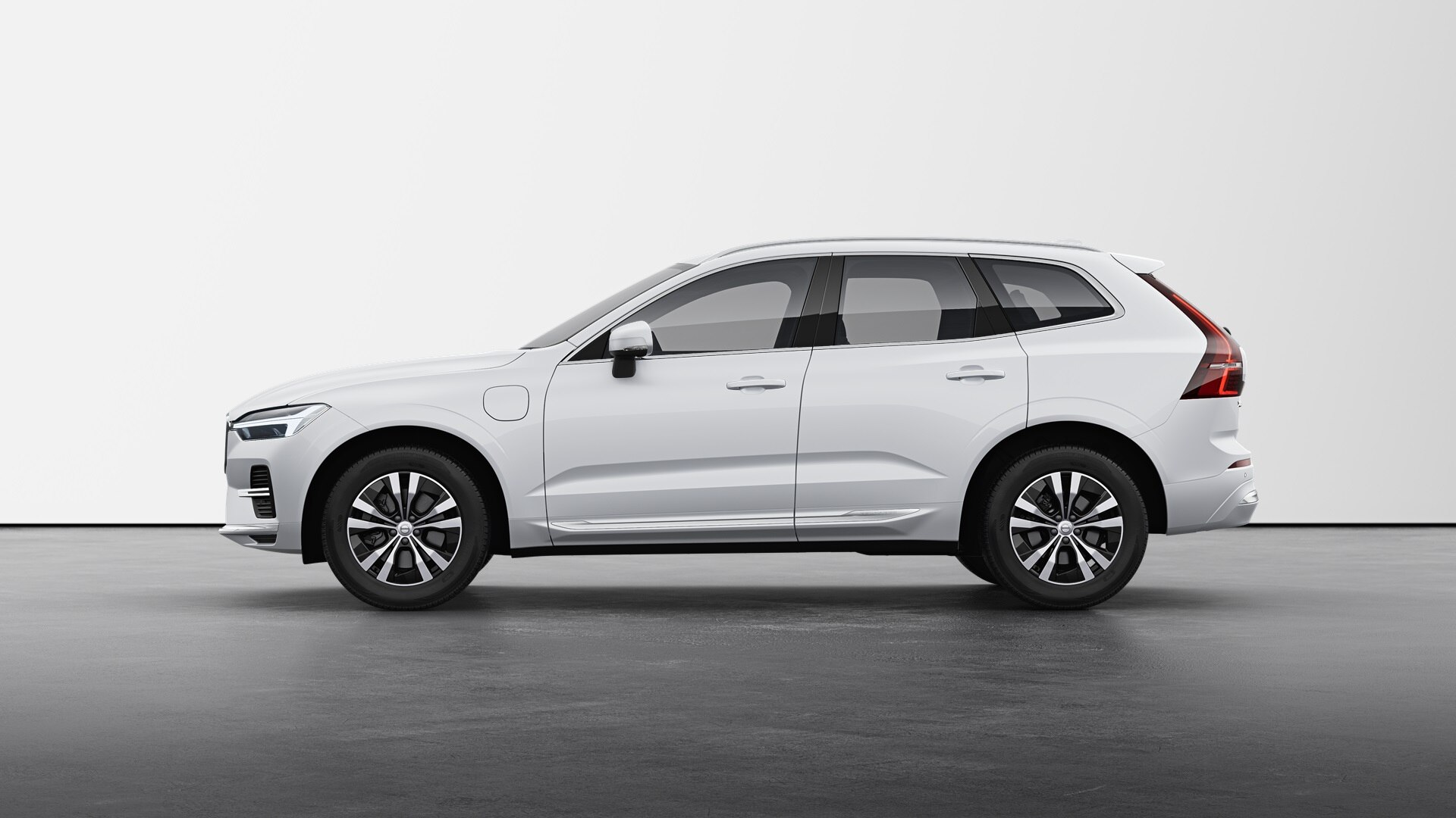 VOLVO XC60 2.0 T6 TE Core eAWD-image-8