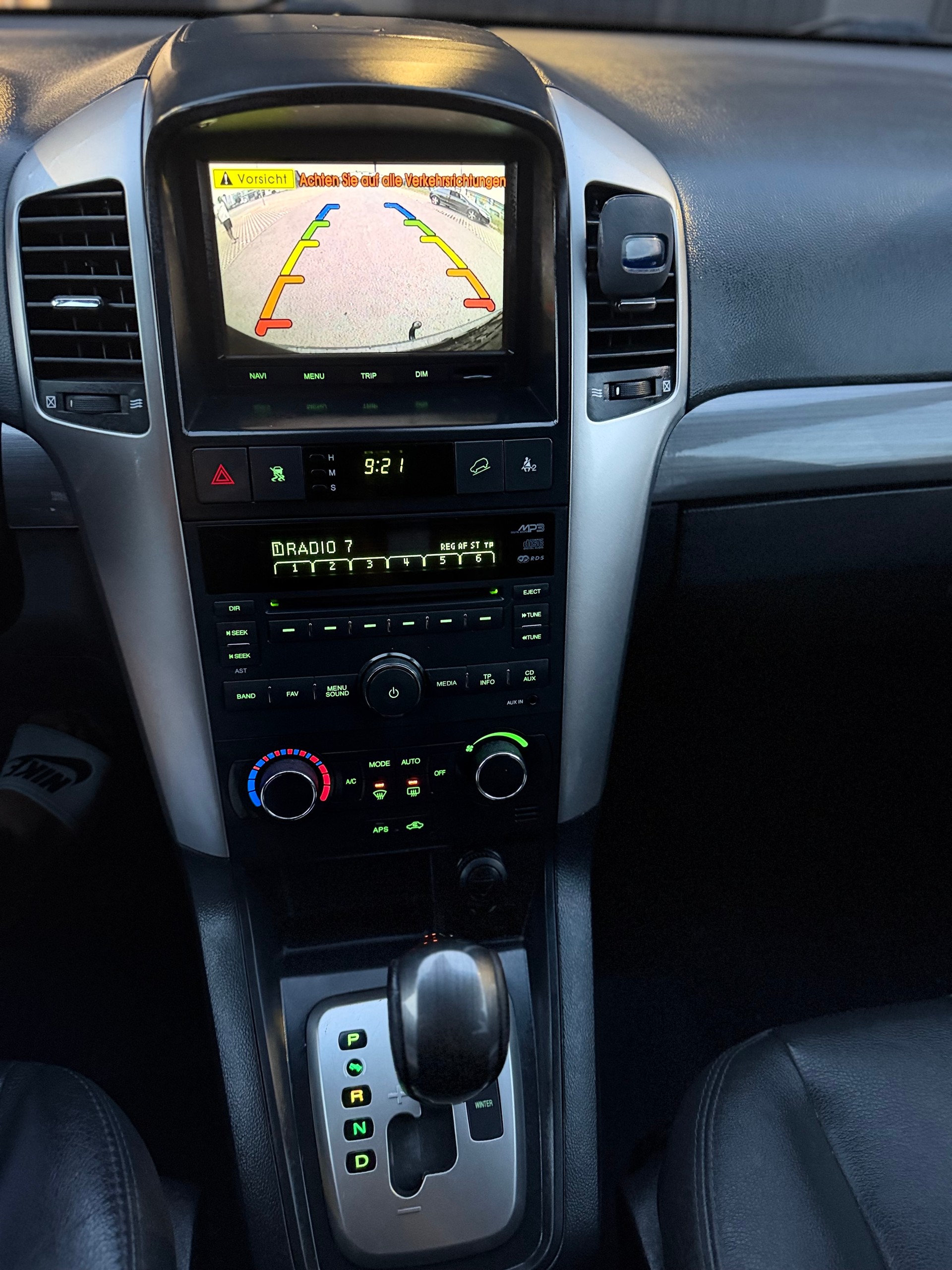 CHEVROLET Captiva 2.0 VCDi Sport 4WD Automatic-image-10