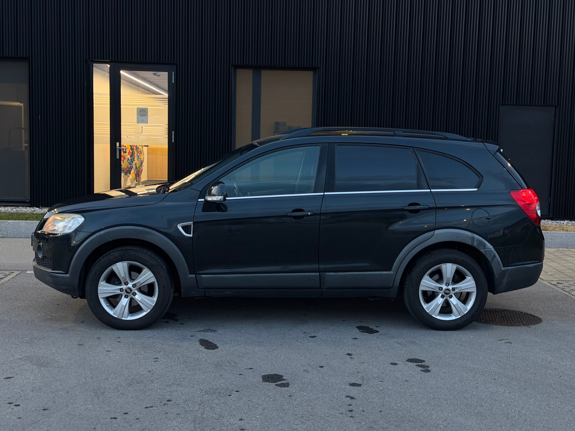 CHEVROLET Captiva 2.0 VCDi Sport 4WD Automatic-image-3