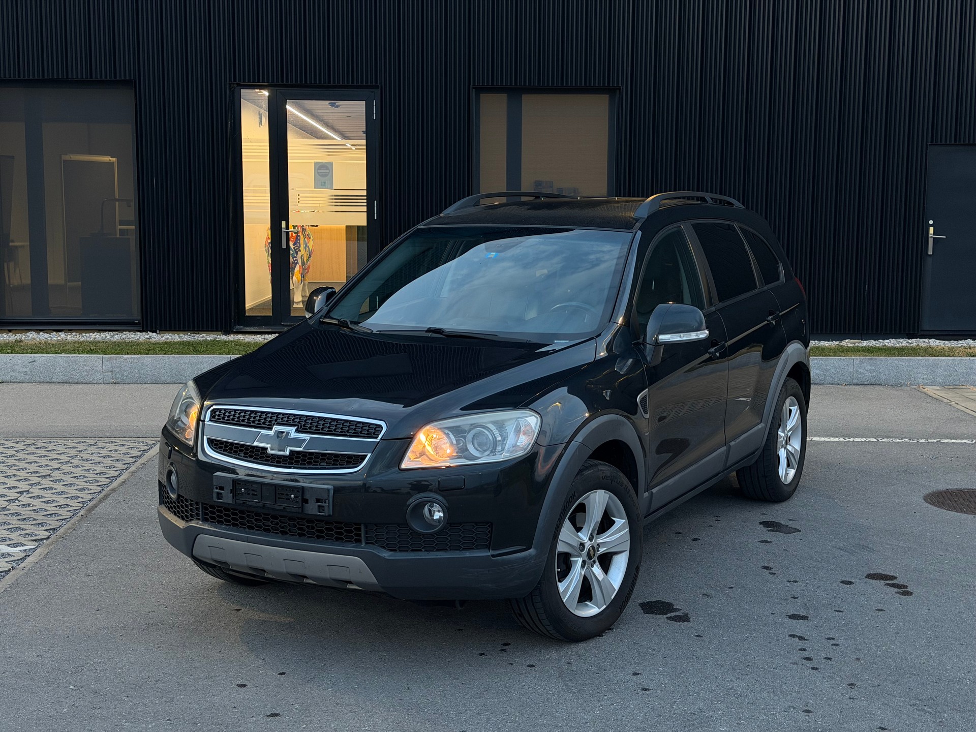 CHEVROLET Captiva 2.0 VCDi Sport 4WD Automatic-image-2