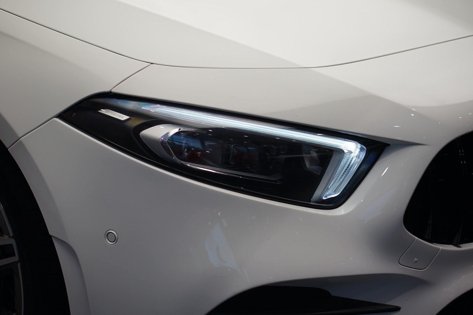 MERCEDES-BENZ A 250 4Matic AMG Line 4Matic 7G-DCT *CH-Fahrzeug* *Head-Up* *LED*-image-34