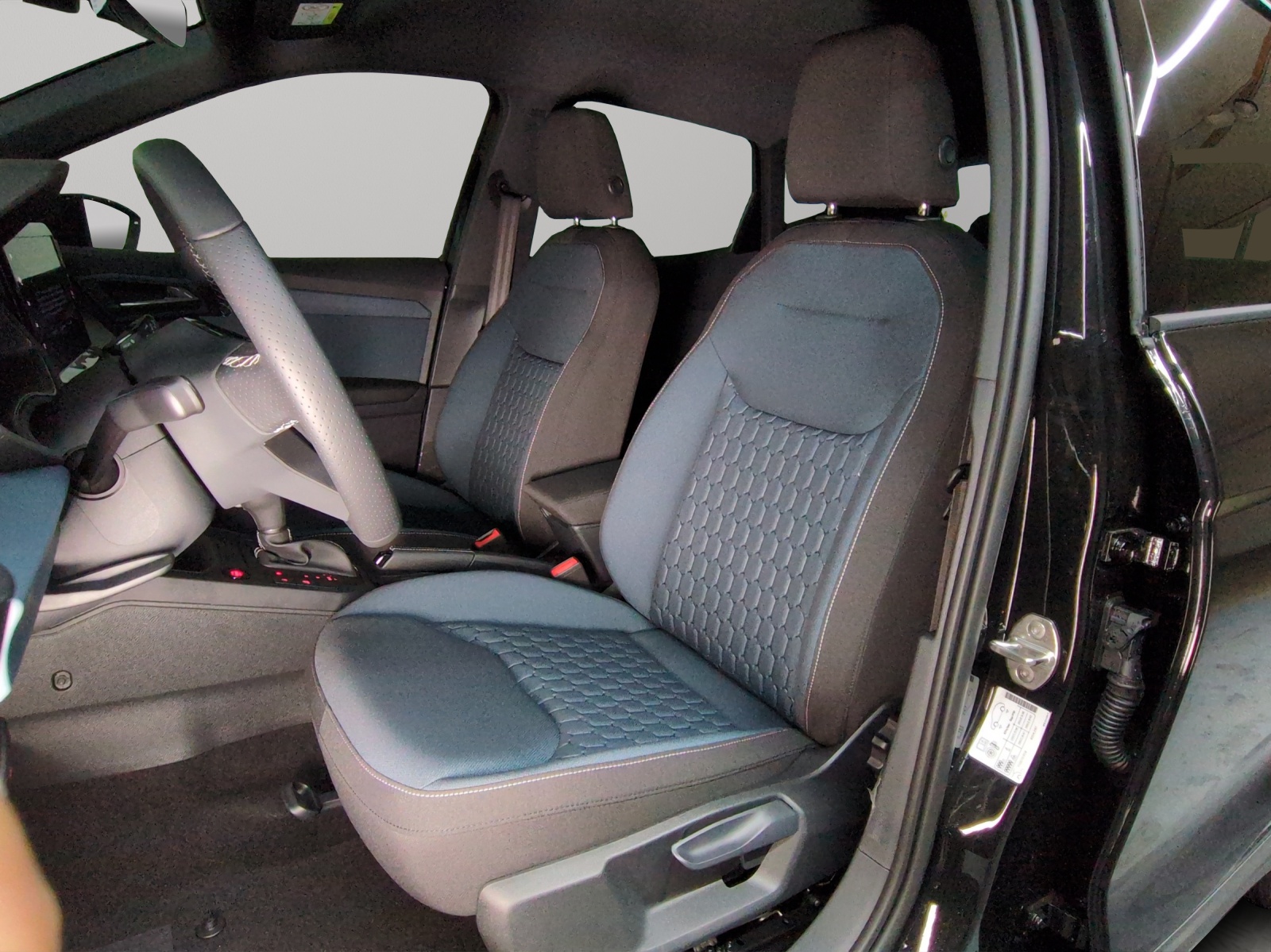 SEAT Arona 1.0 TSI Eco Style DSG-image-5
