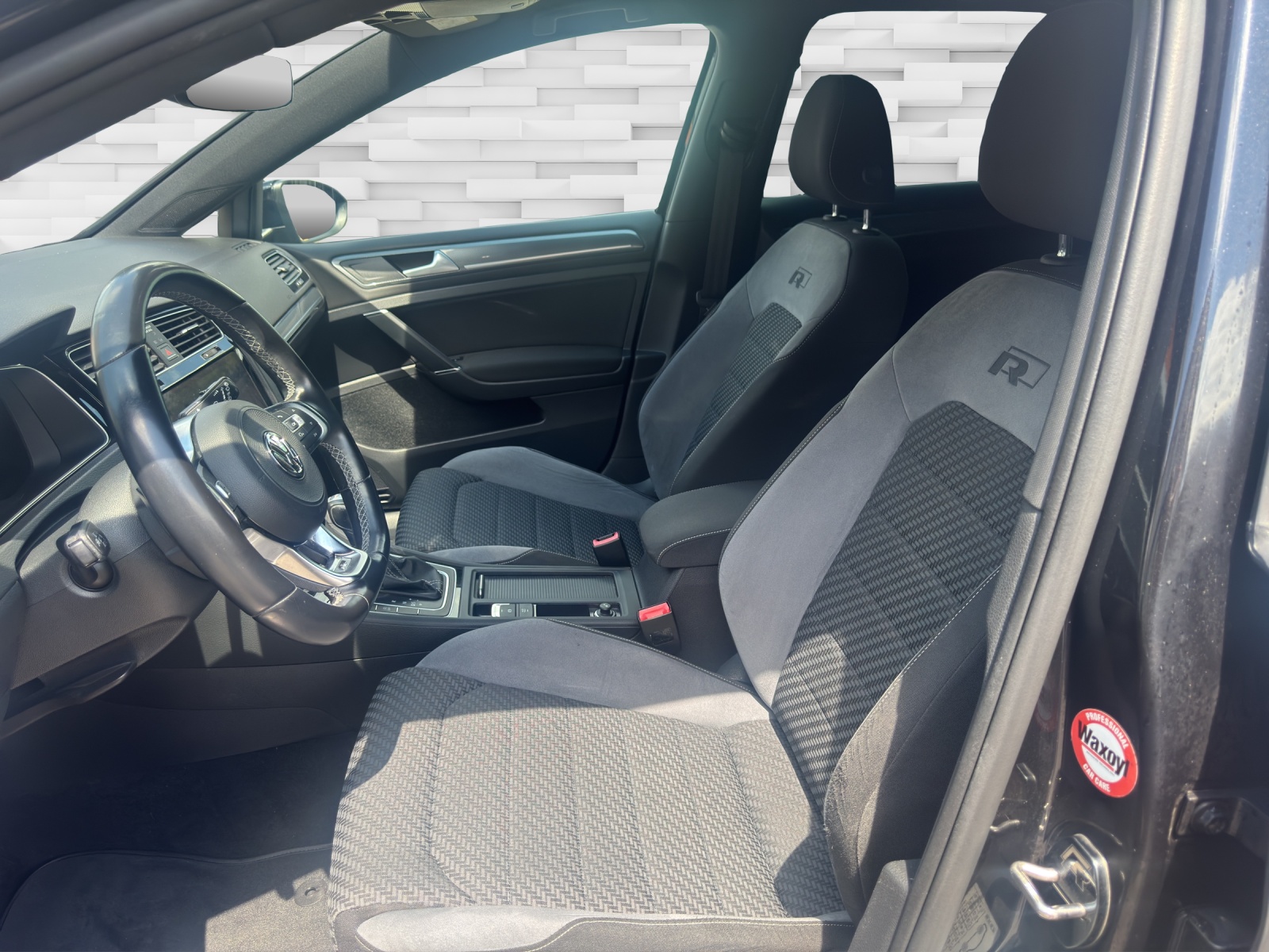 VW Golf 1.5 TSI EVO Highline DSG R-Line-image-10