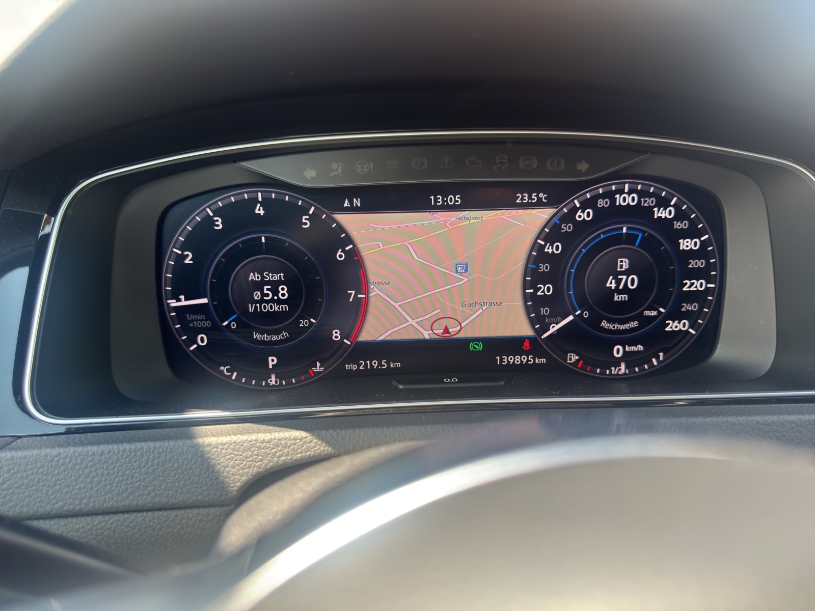 VW Golf 1.5 TSI EVO Highline DSG R-Line-image-13