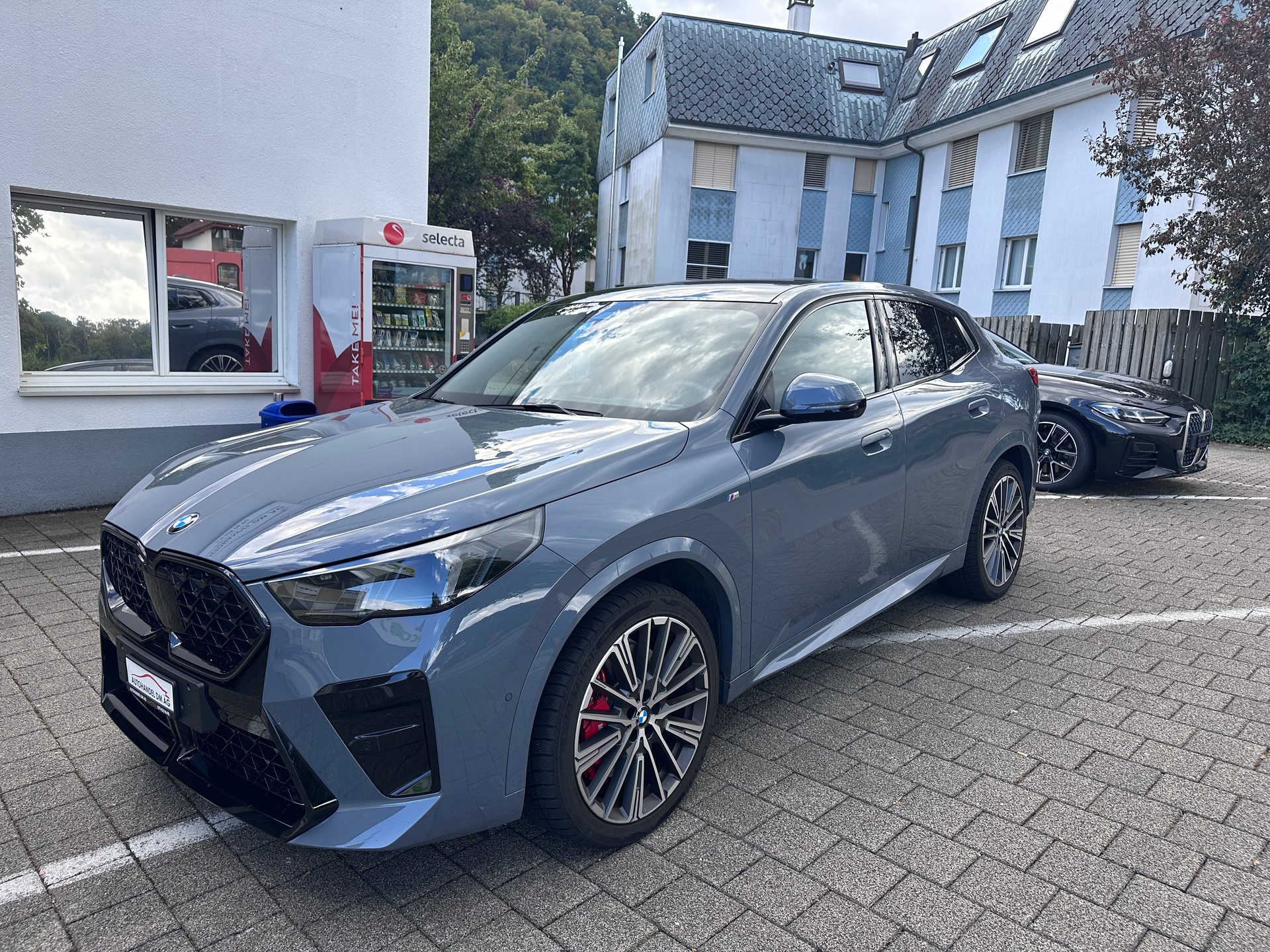 BMW X2 xDrive 20d 48V M Sport Pro-showroom-element-2