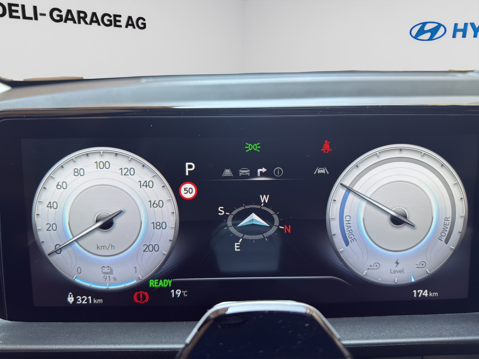 HYUNDAI Inster 49kWh Vertex-image-11
